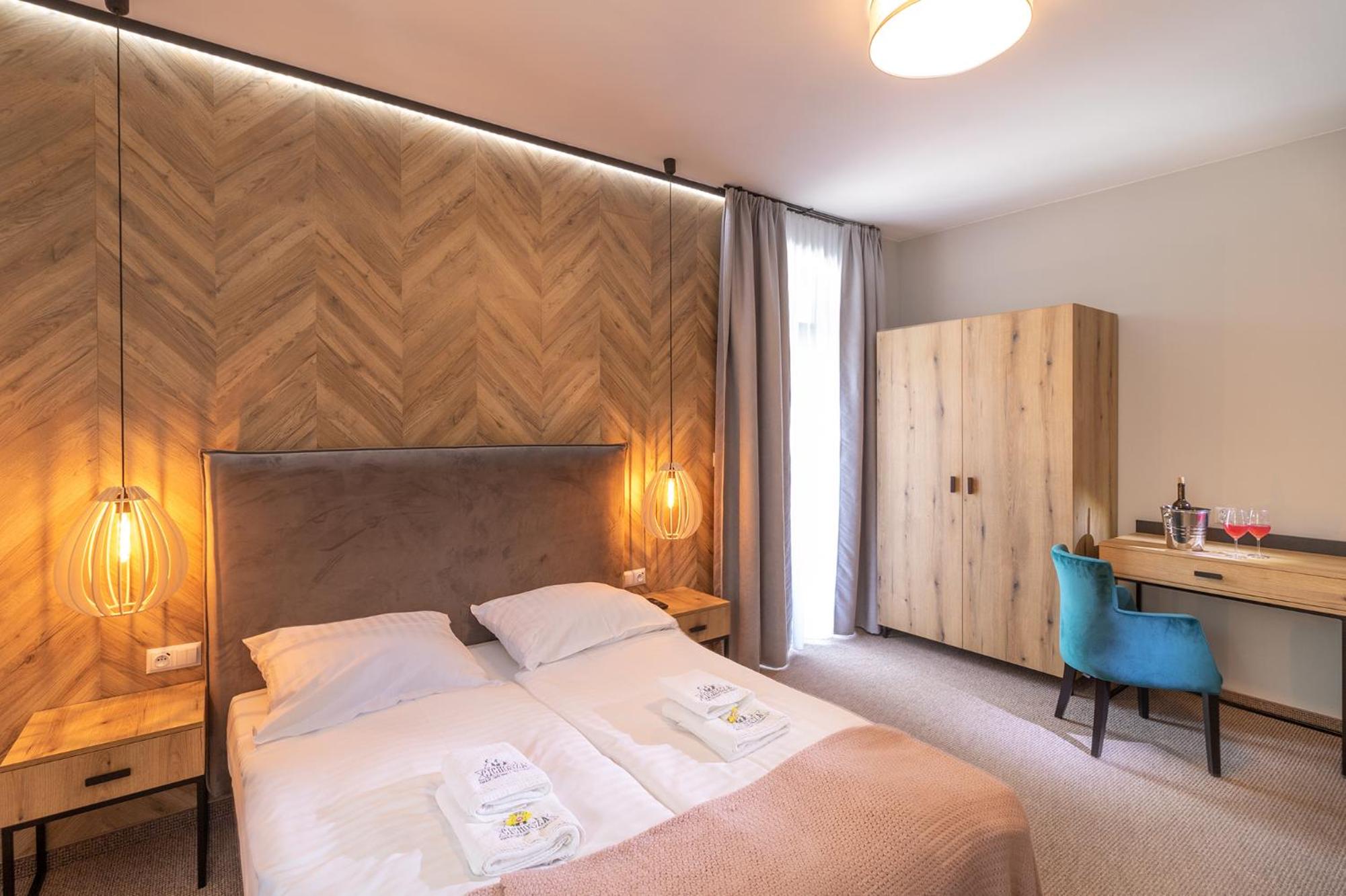 Deluxe Double Room with Balcony photo 1