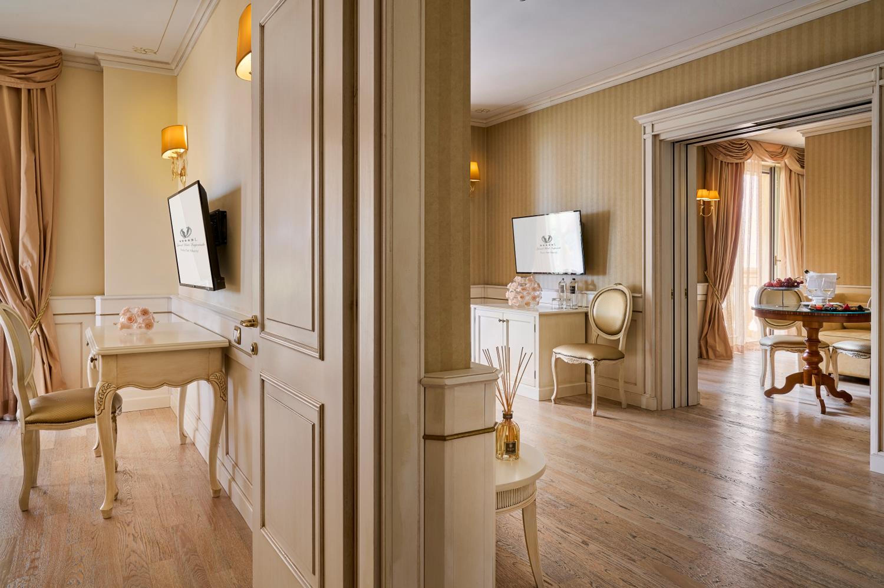 Family Suite - Photo 1