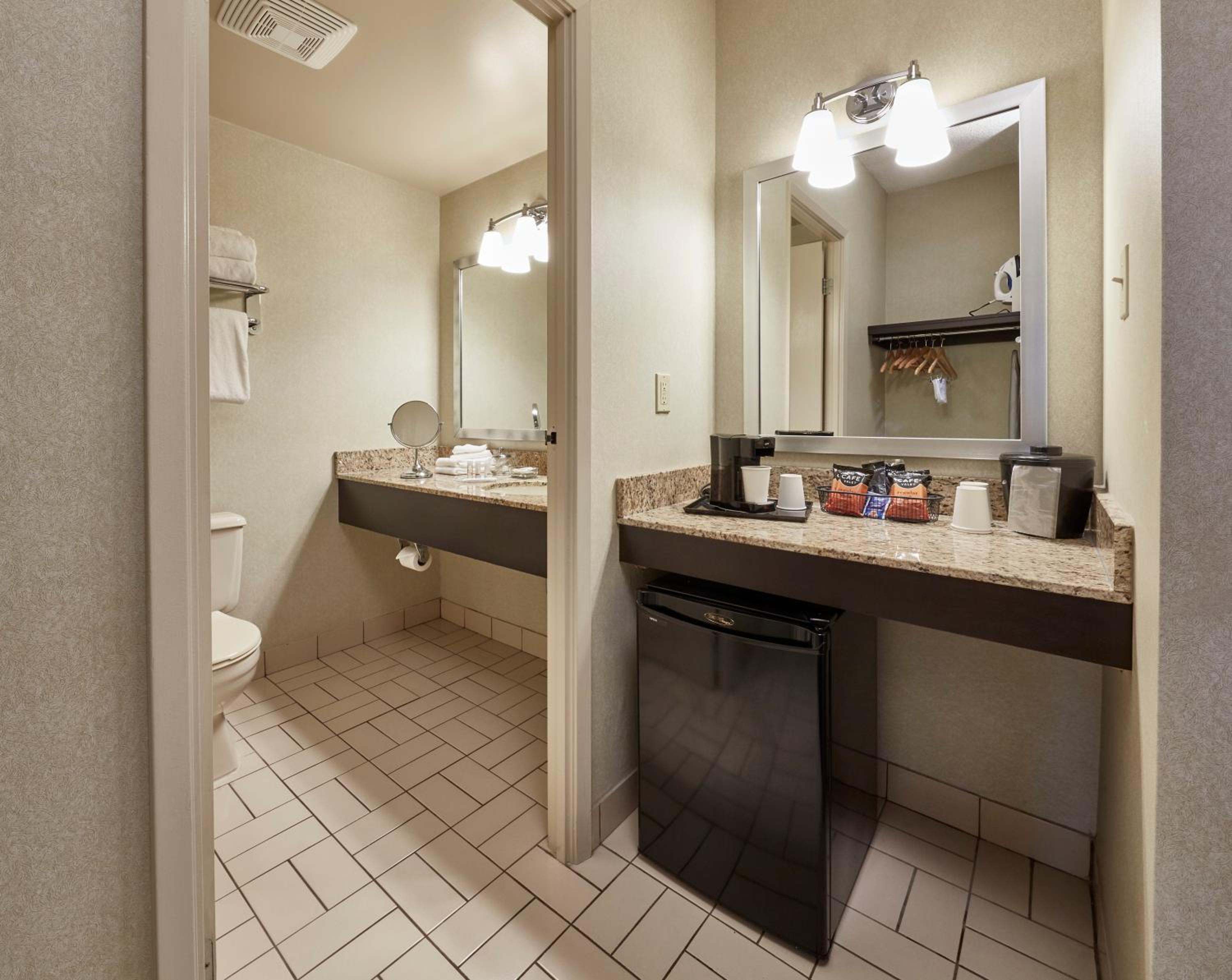 Standard Double Room - First Floor photo 3