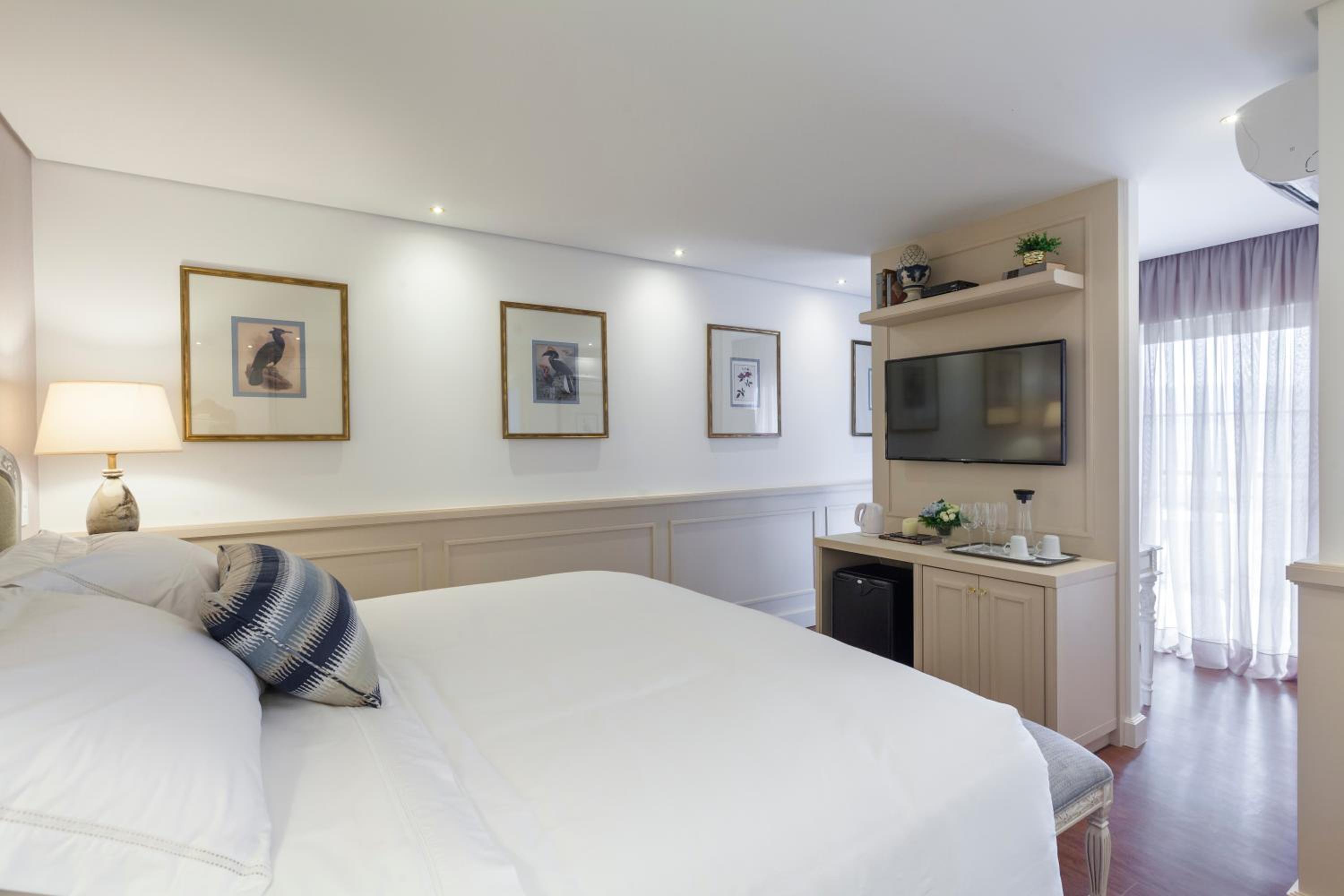 King Room with Balcony