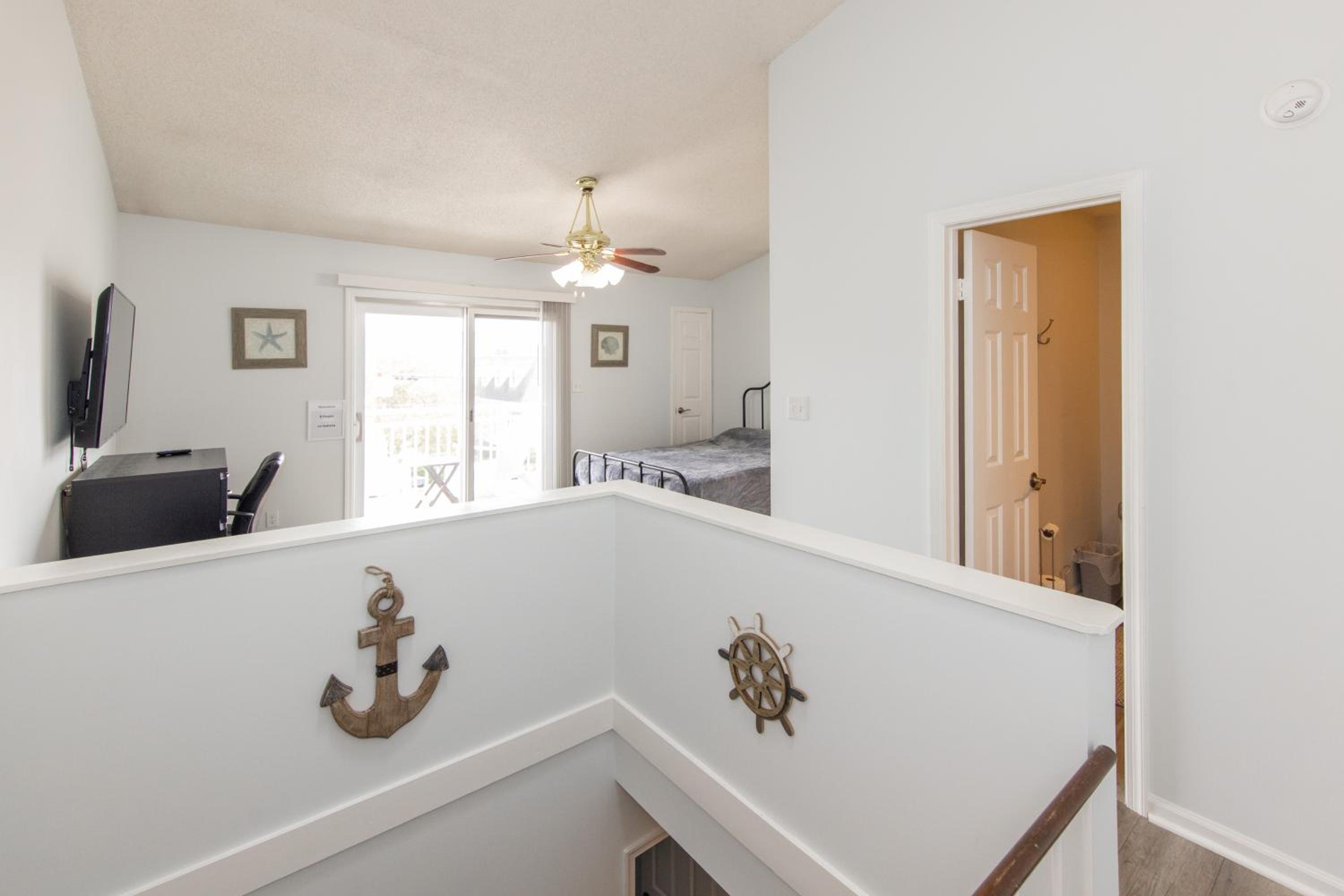 Two-Bedroom House photo 3