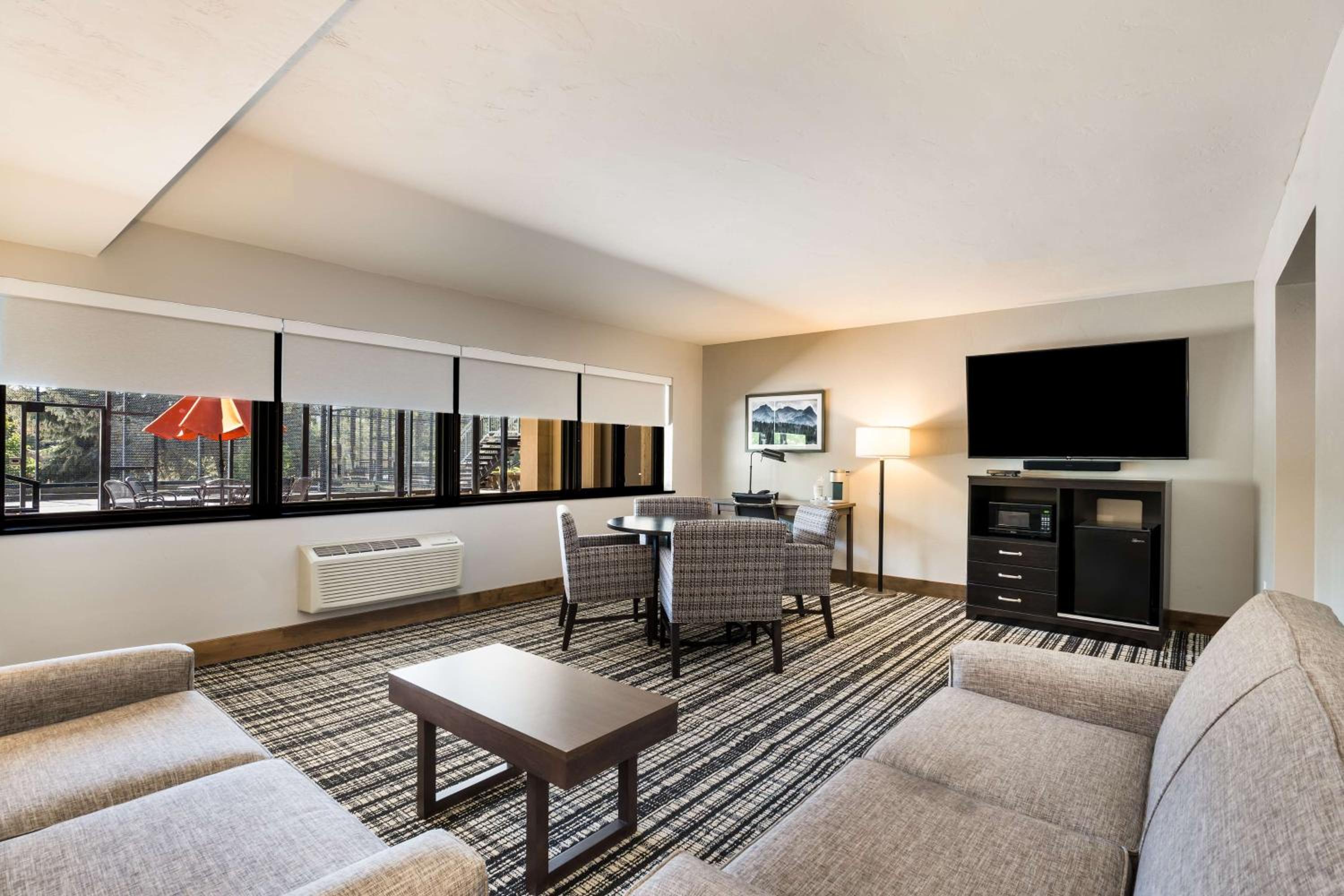 King Suite with Sofa Bed