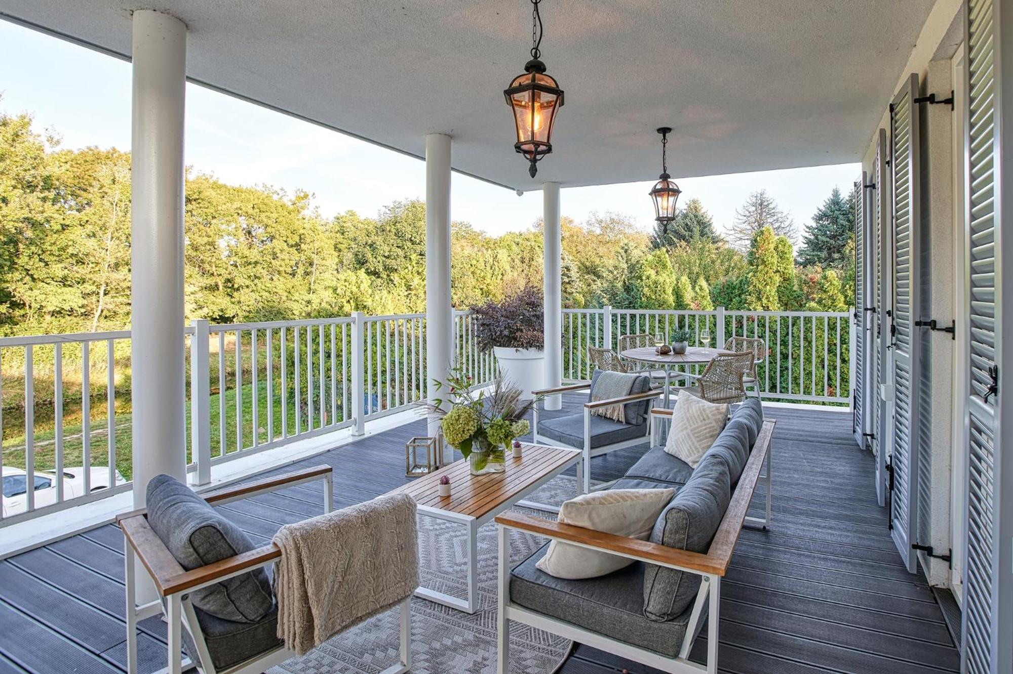 Suite with River View - Photo 56