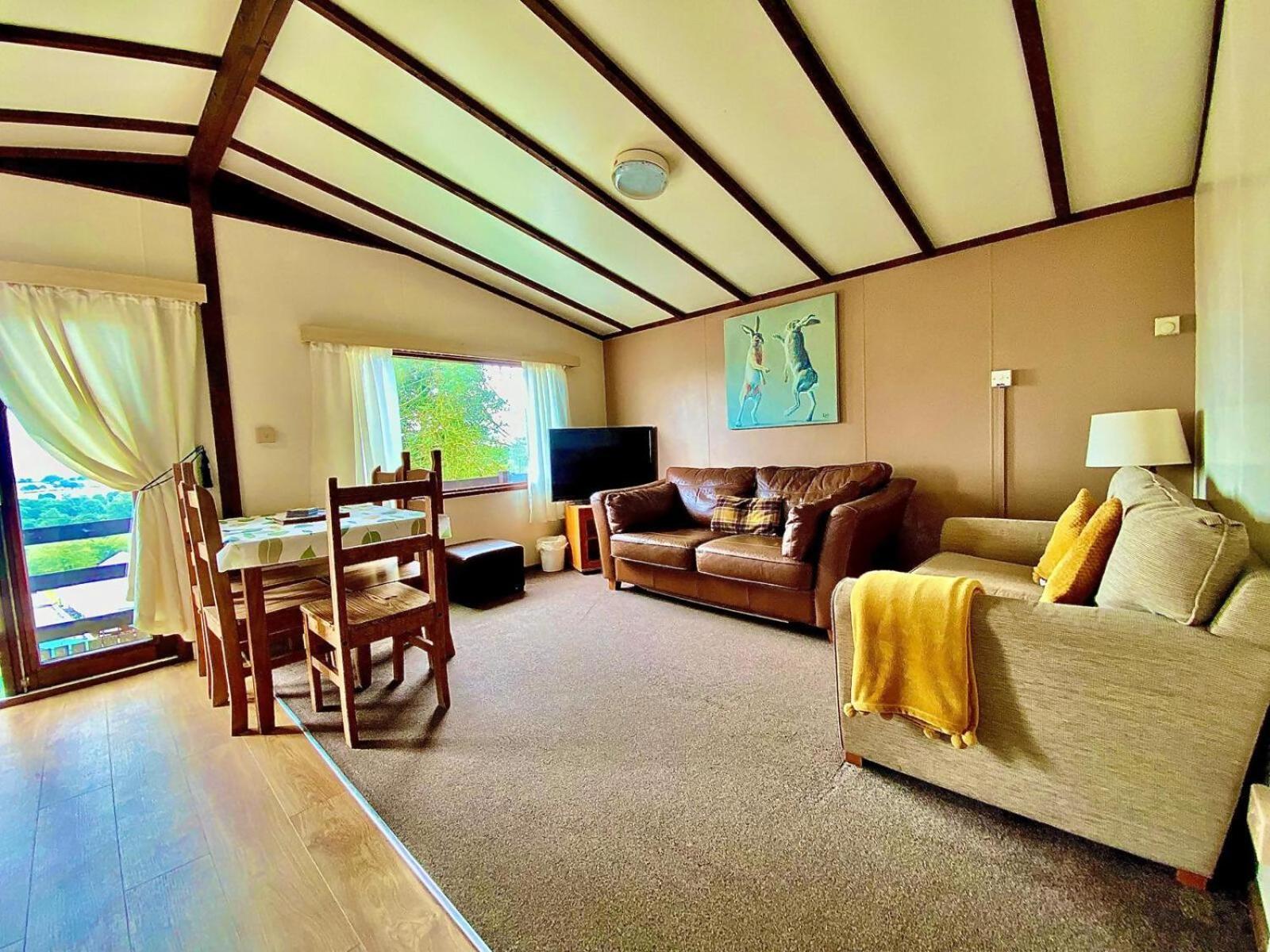 Two-Bedroom Chalet - No Hot Tub photo 1