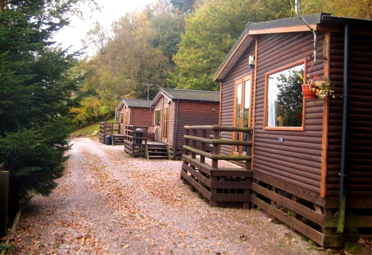 Two-Bedroom Chalet - No Hot Tub photo 3