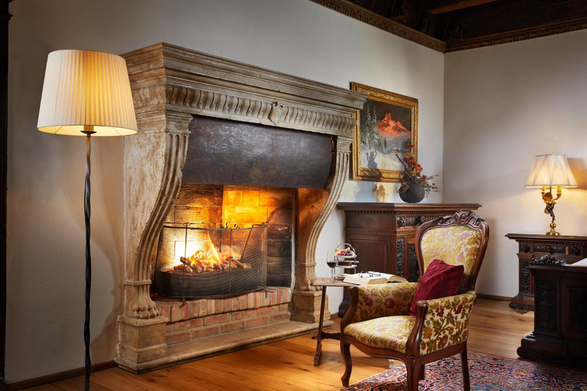 Suite with Mountain View - Photo 2