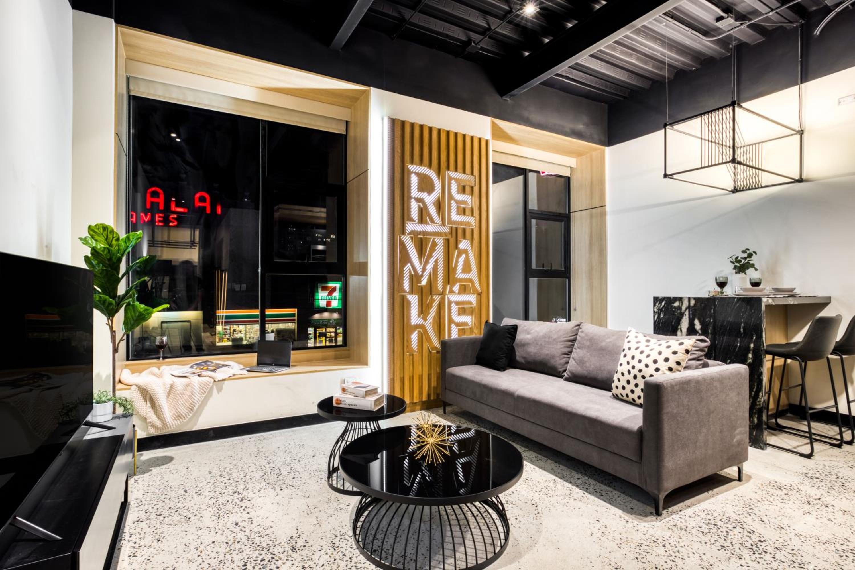 Modern Apartment With A Private Terrace photo 1