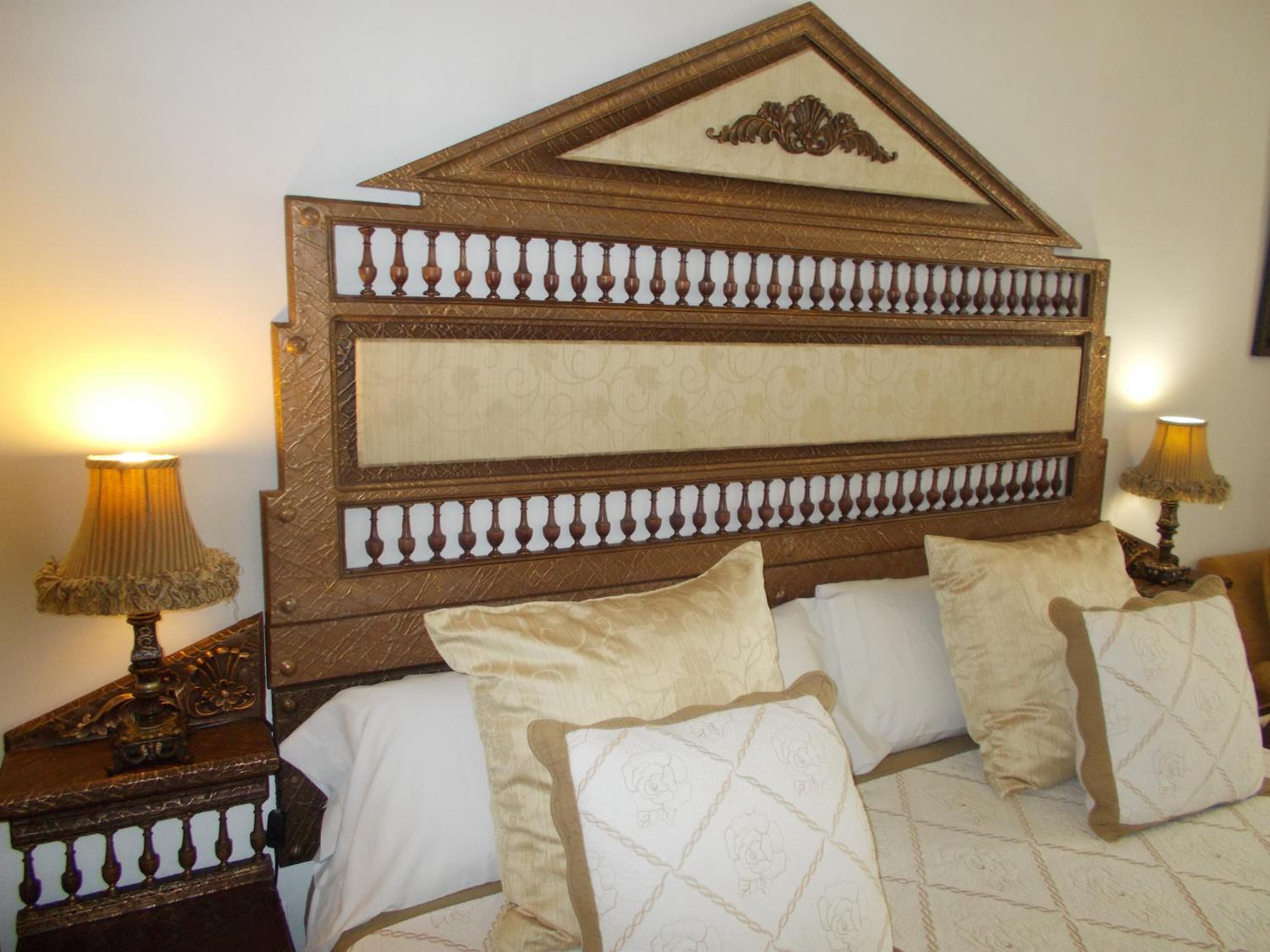 Charm Double Room - Photo 36