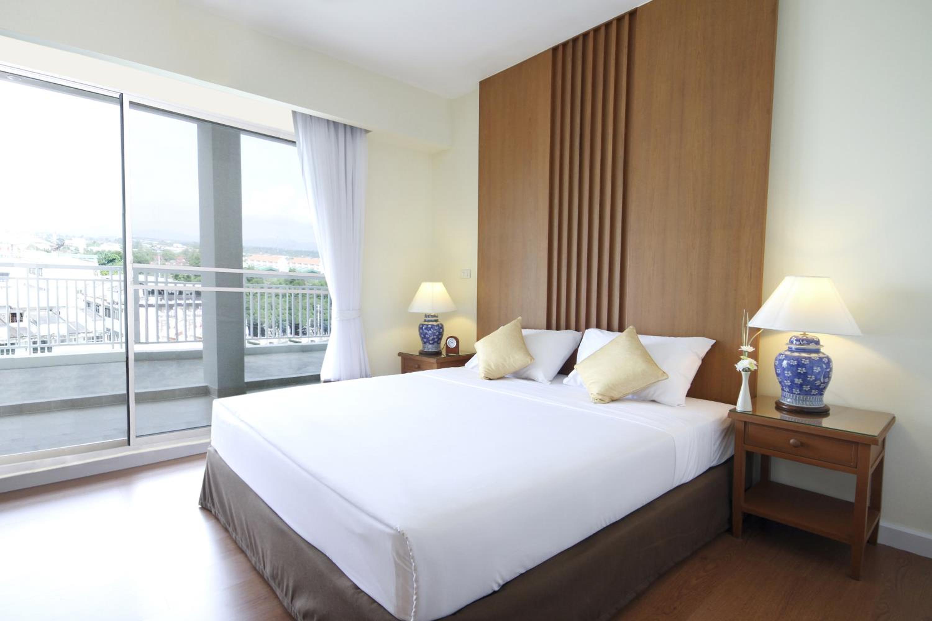 One-Bedroom Suite
