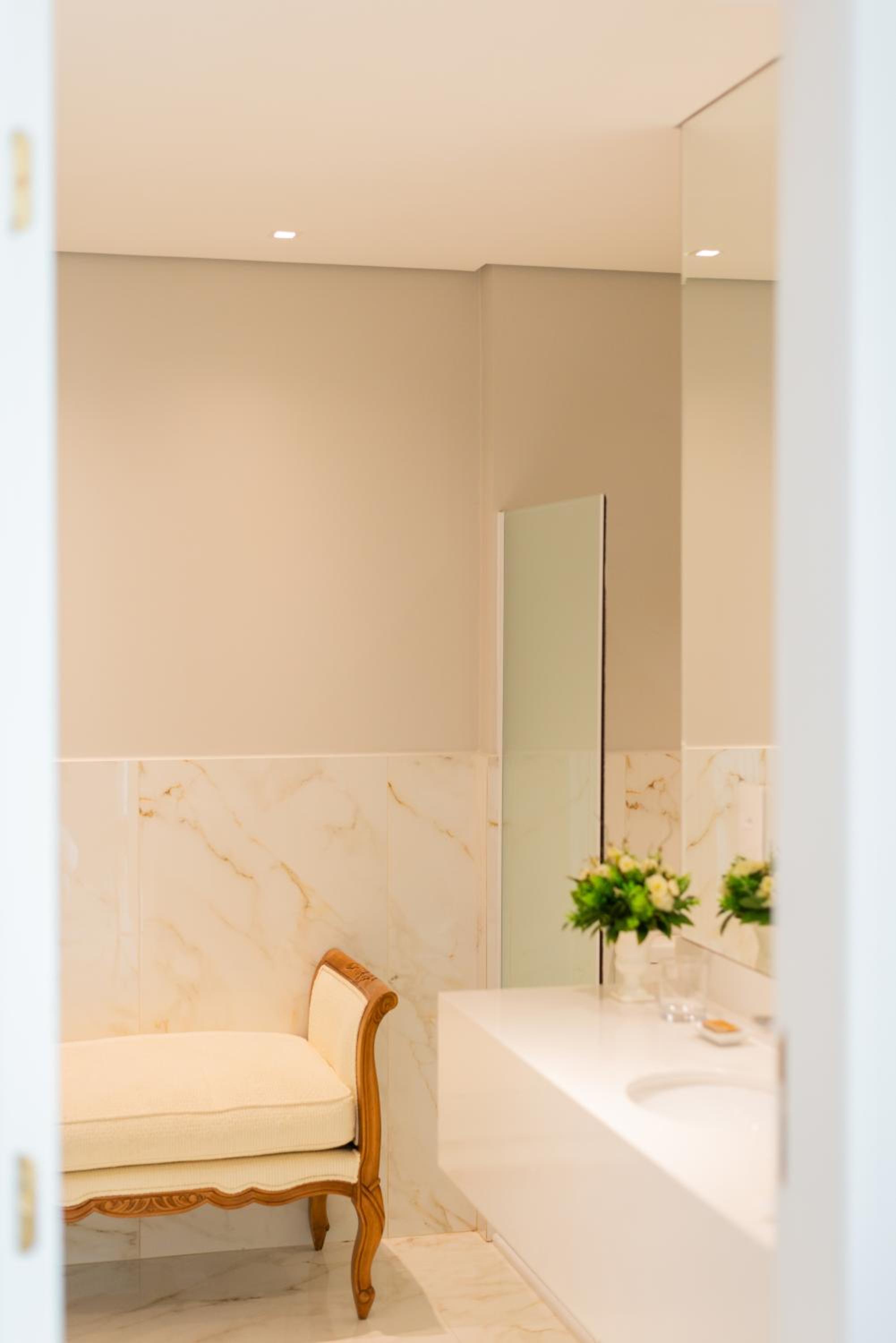 Suite with Spa Bath photo 2