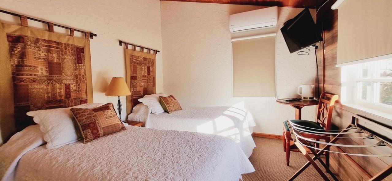 Standard Twin Room photo 1