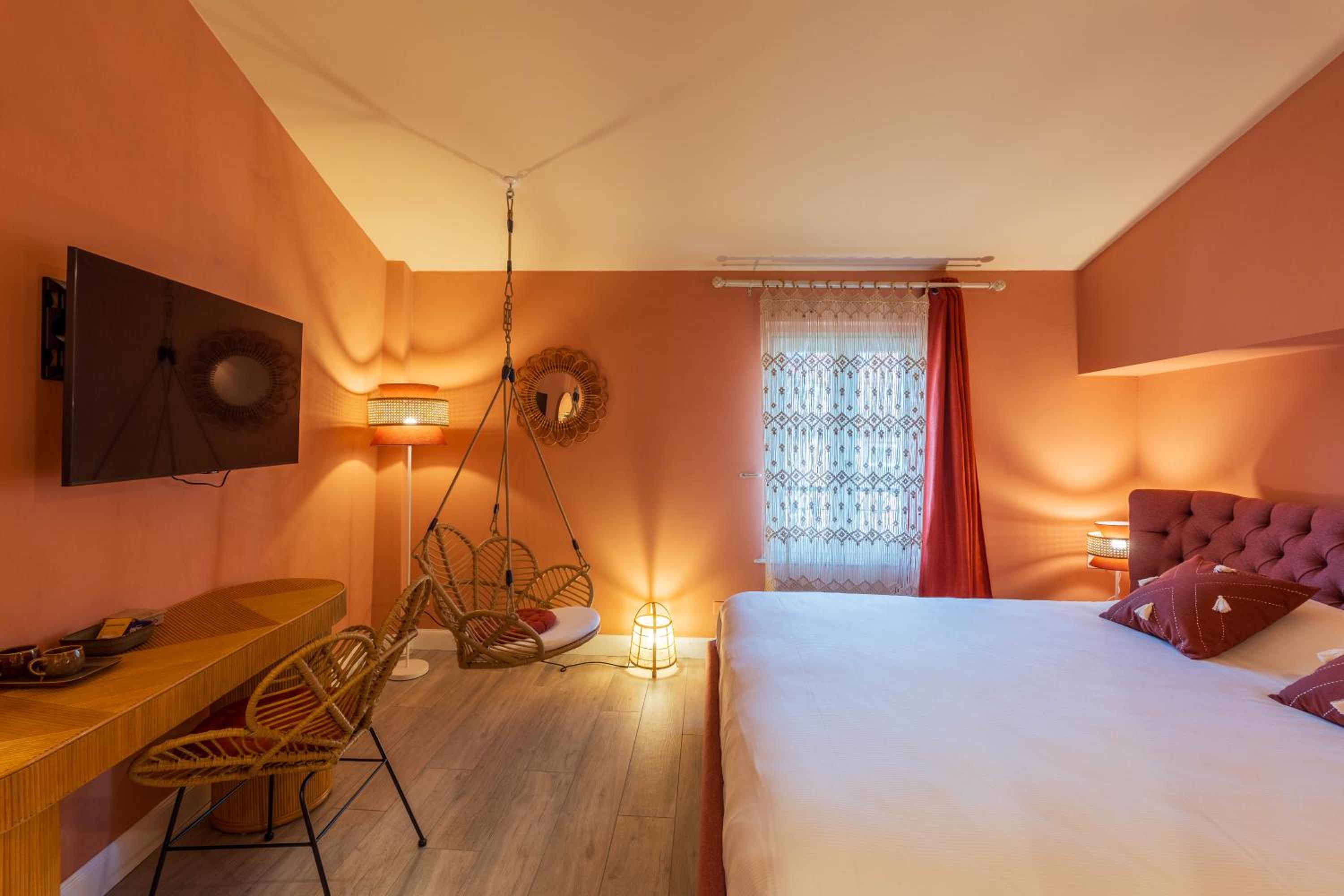 Queen Room - Photo 12