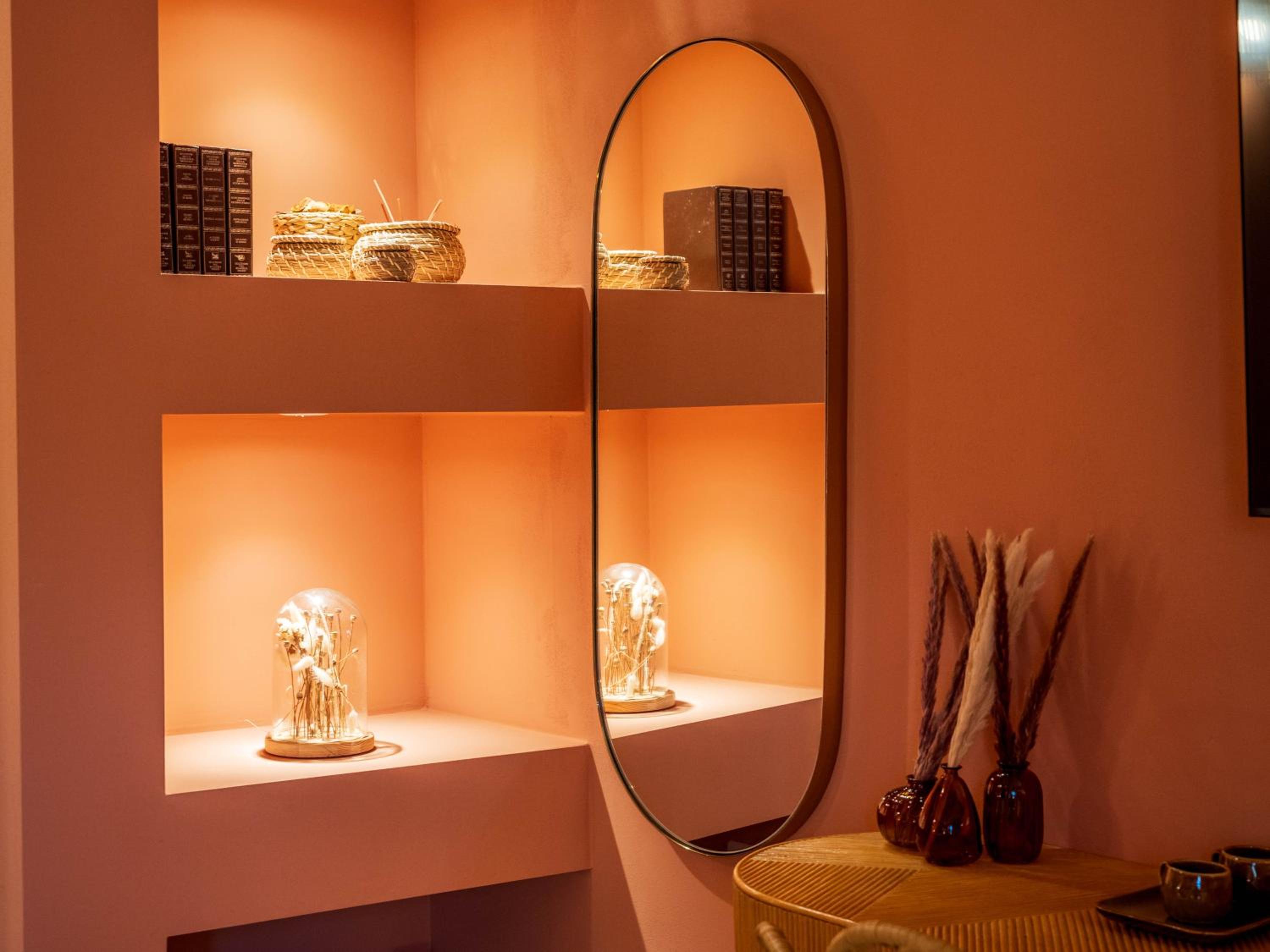 Queen Room - Photo 14