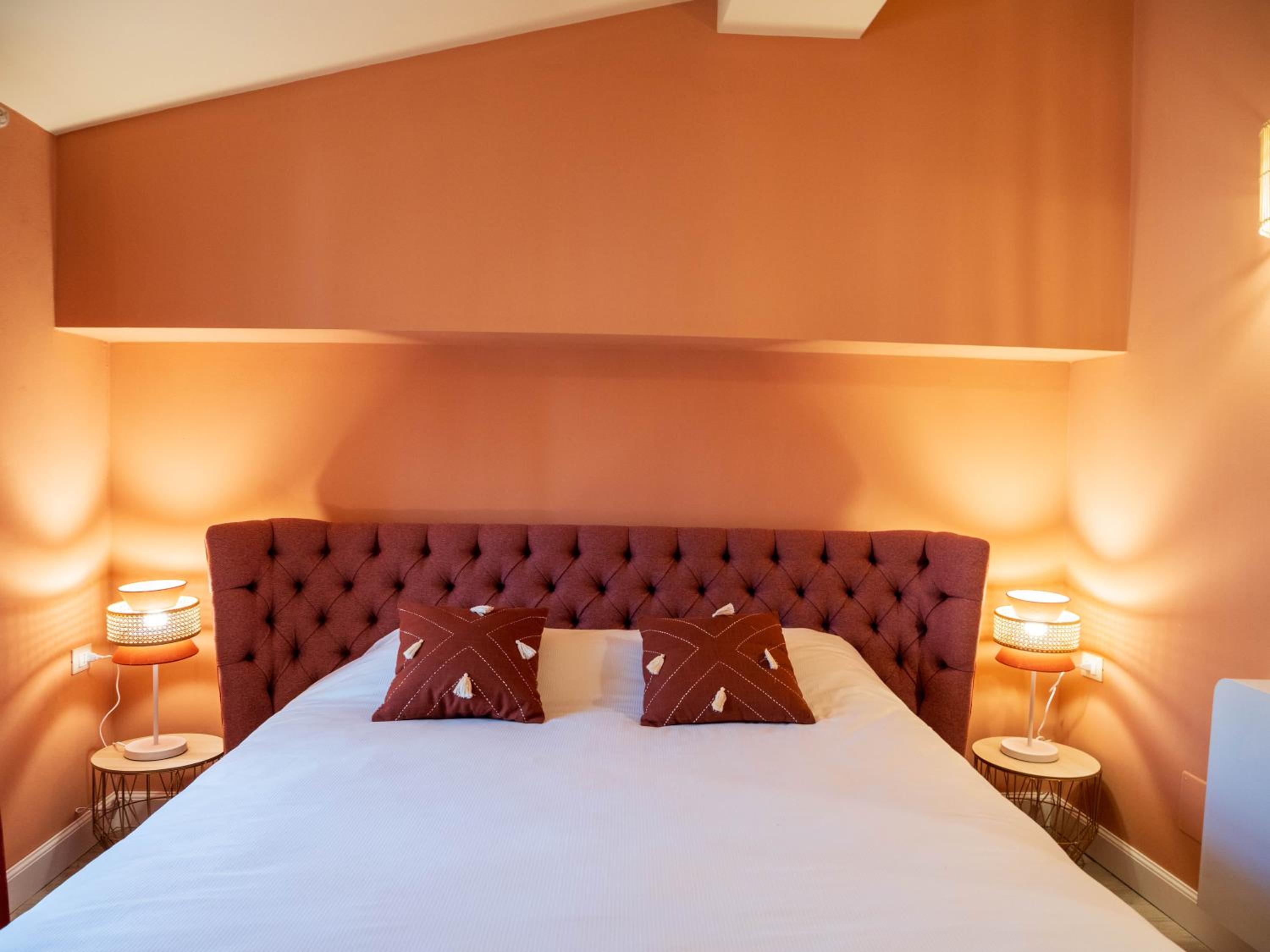 Queen Room - Photo 18