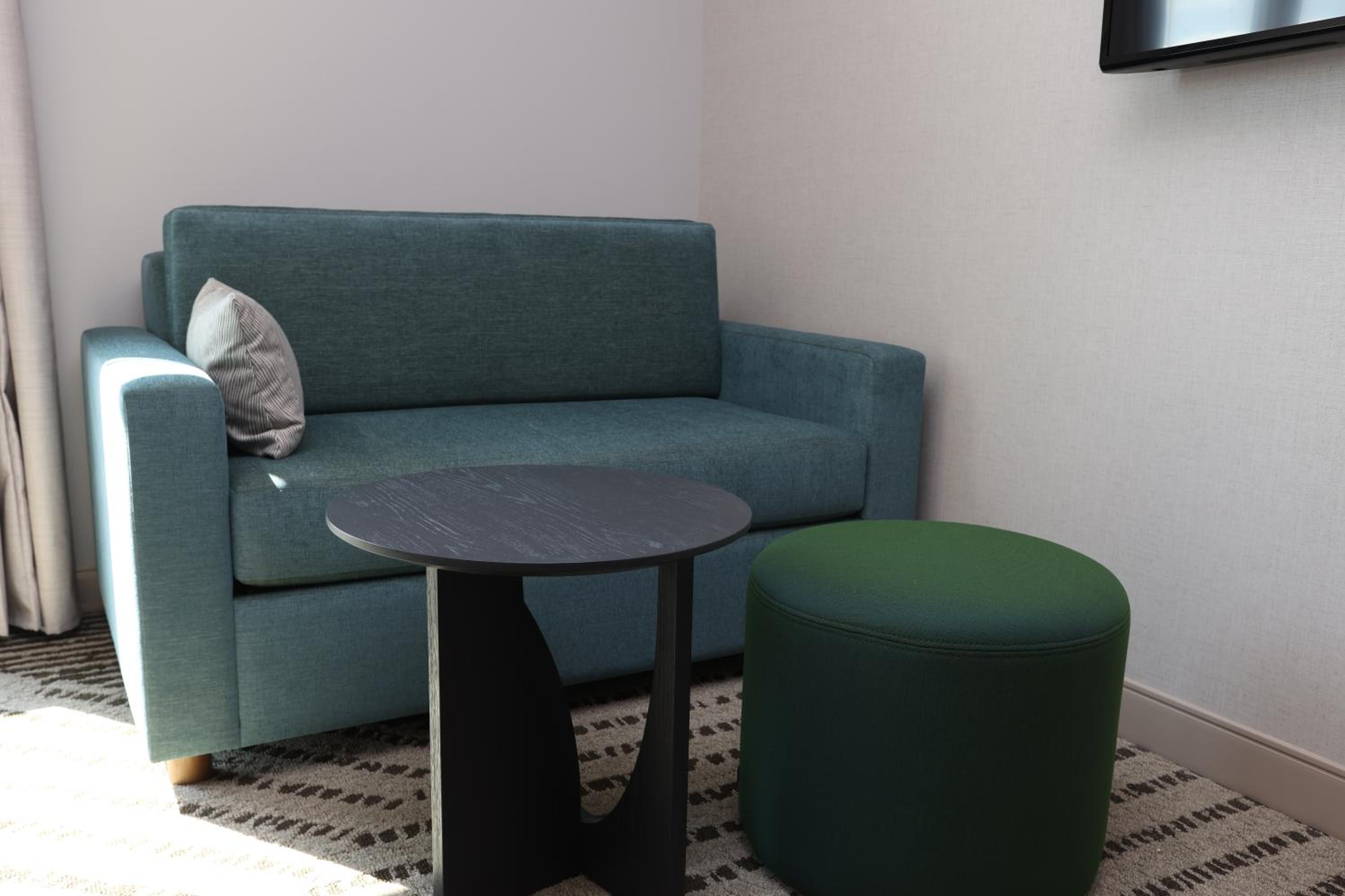 Deluxe Room - Hearing Accessible - Photo 4