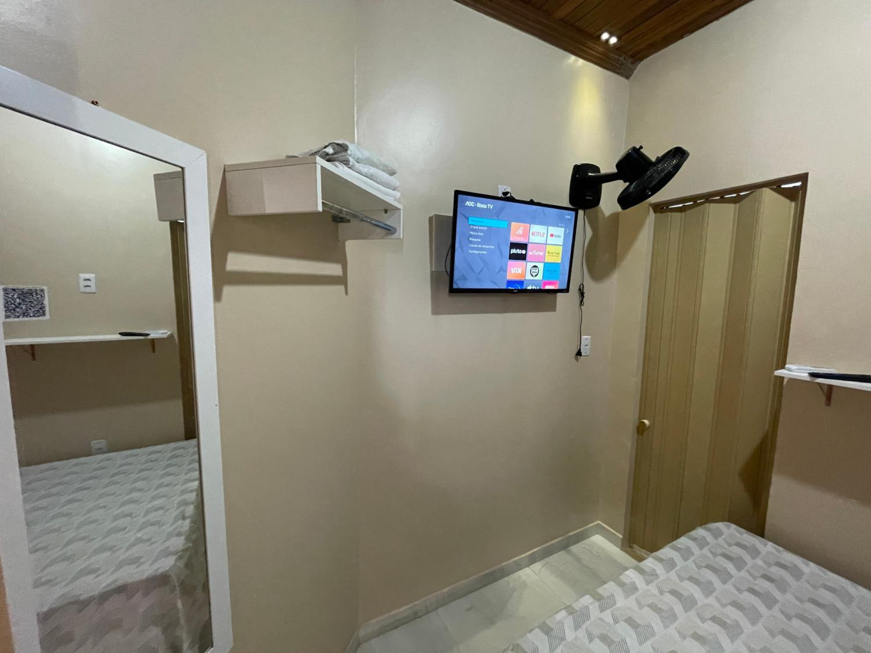 Budget Double Room photo 3