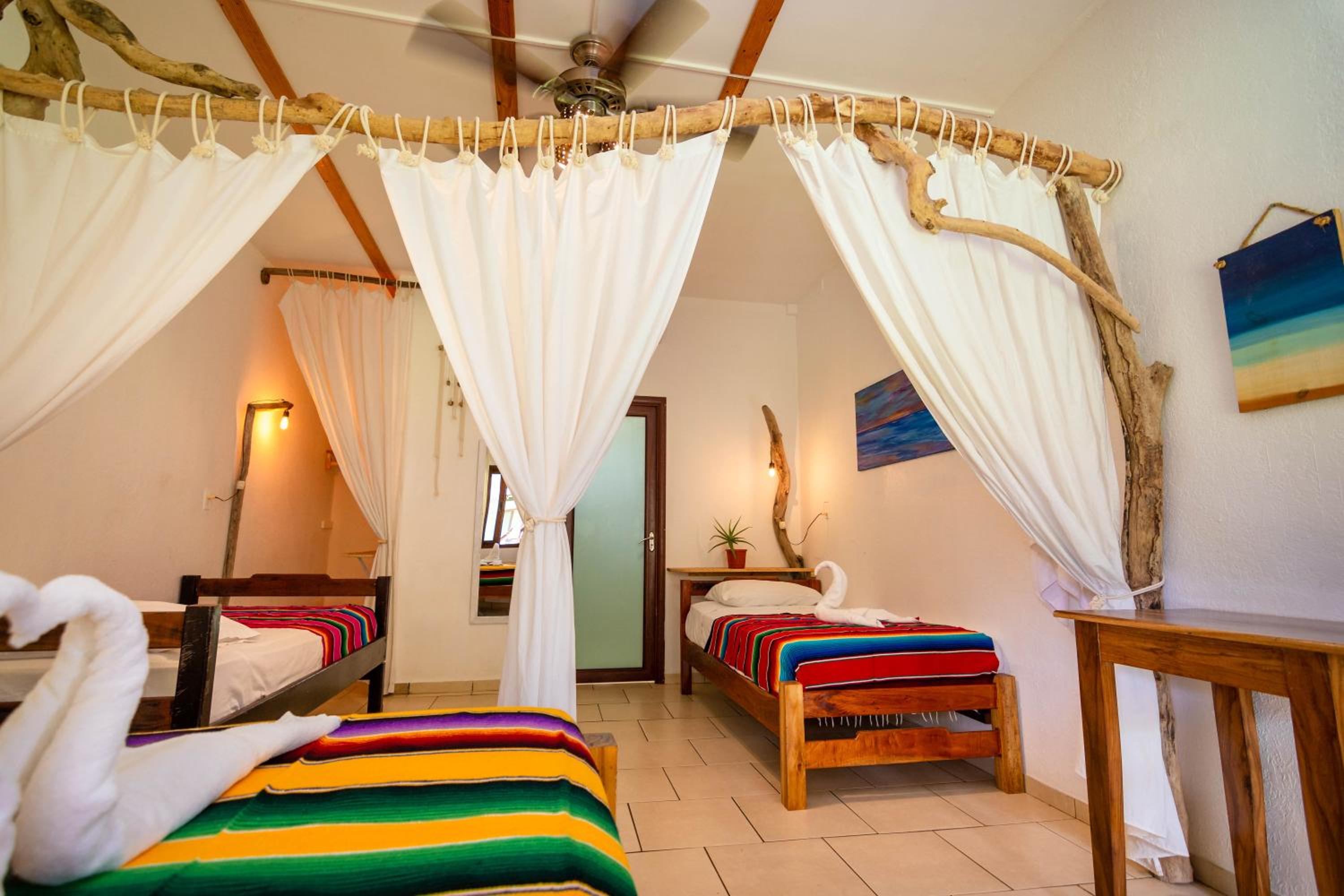 Standard Room (4 Adults)