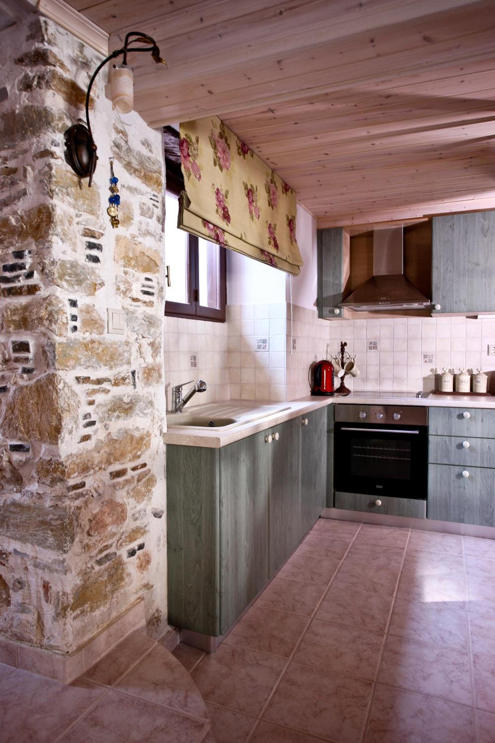 Three-Bedroom Villa - Split Level photo 3