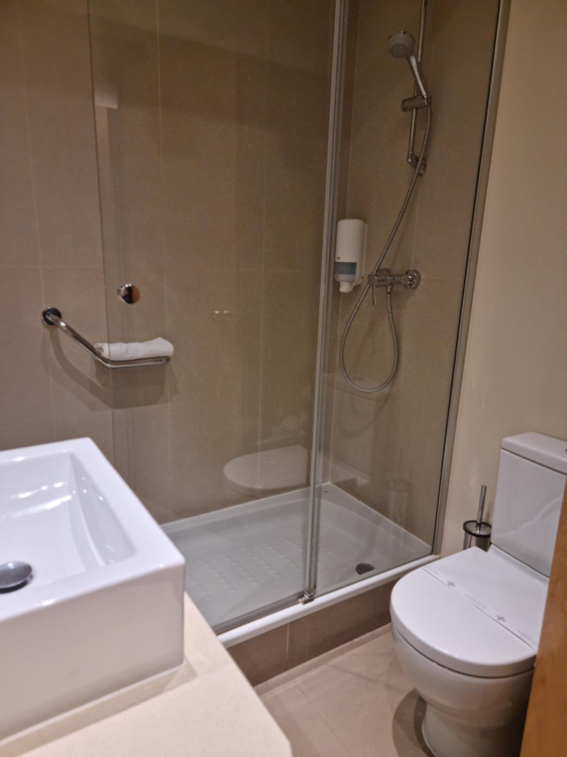Double or Twin Room - Photo 27