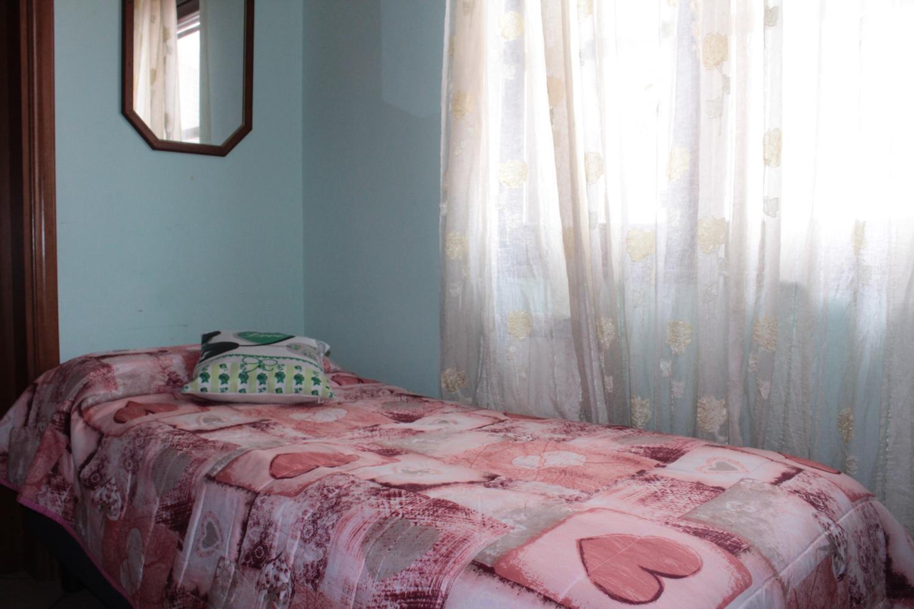 King Room with Bath photo 2