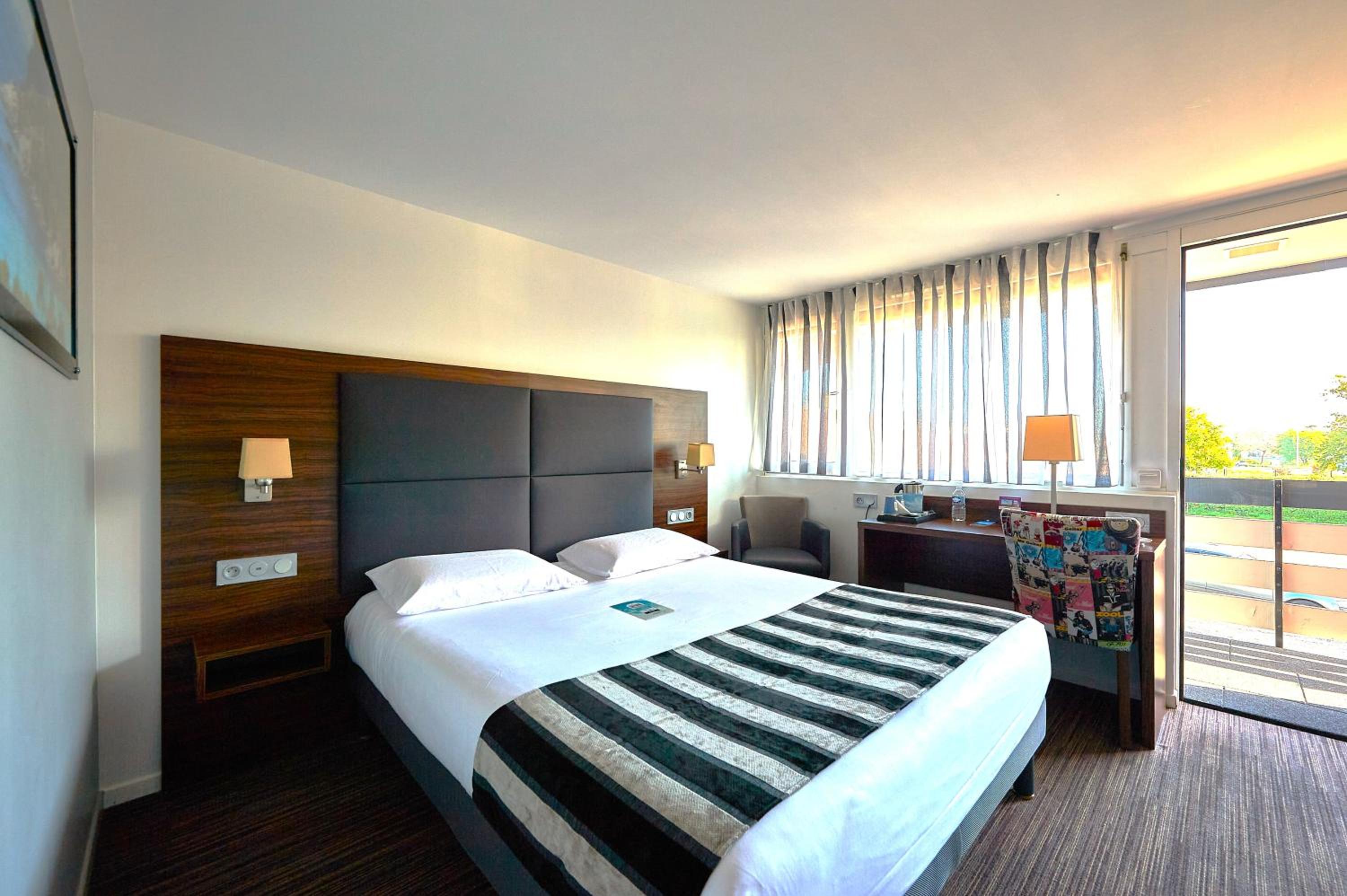 Standard Double Room - Photo 1