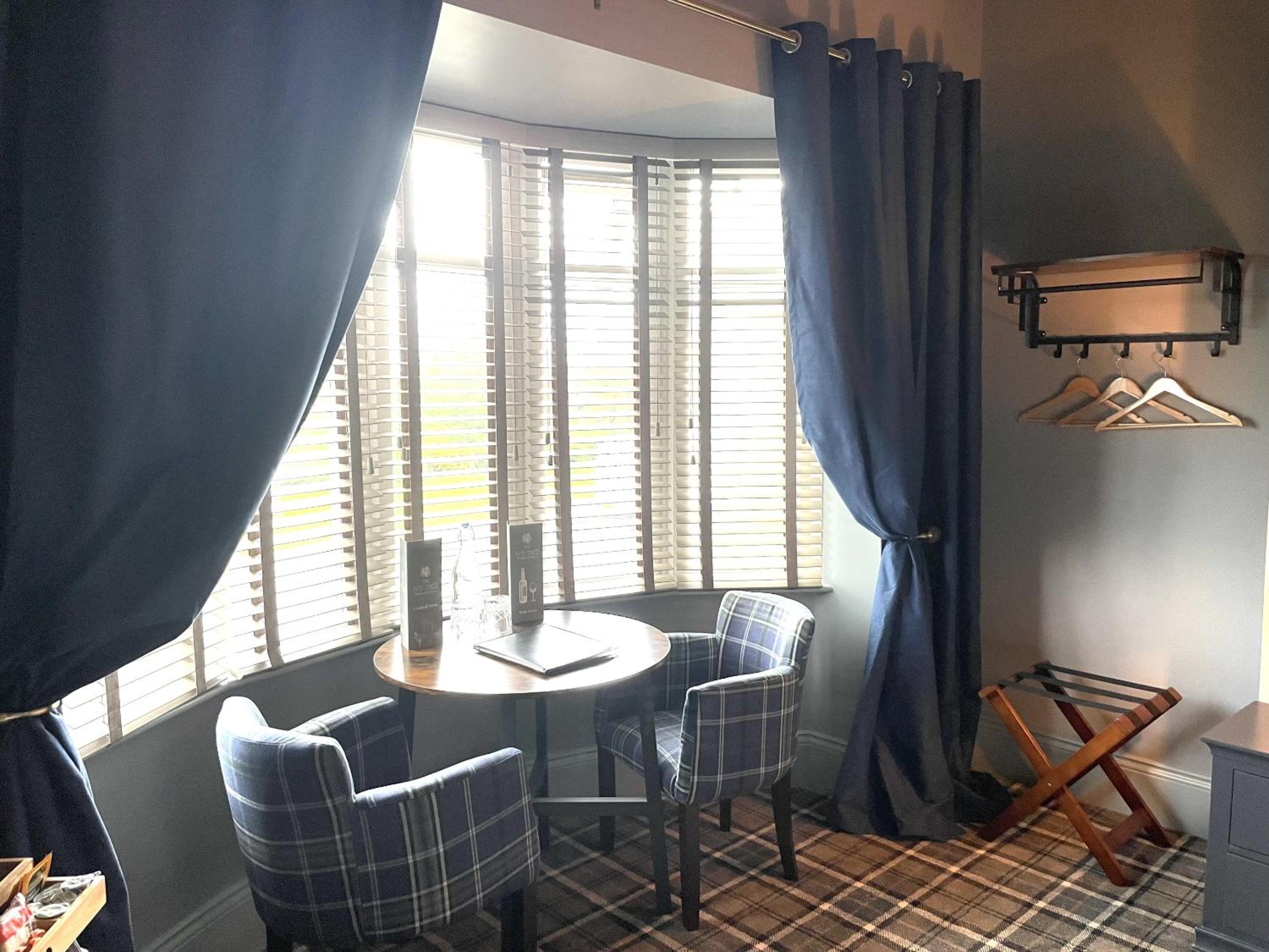 Superior King Room photo 3