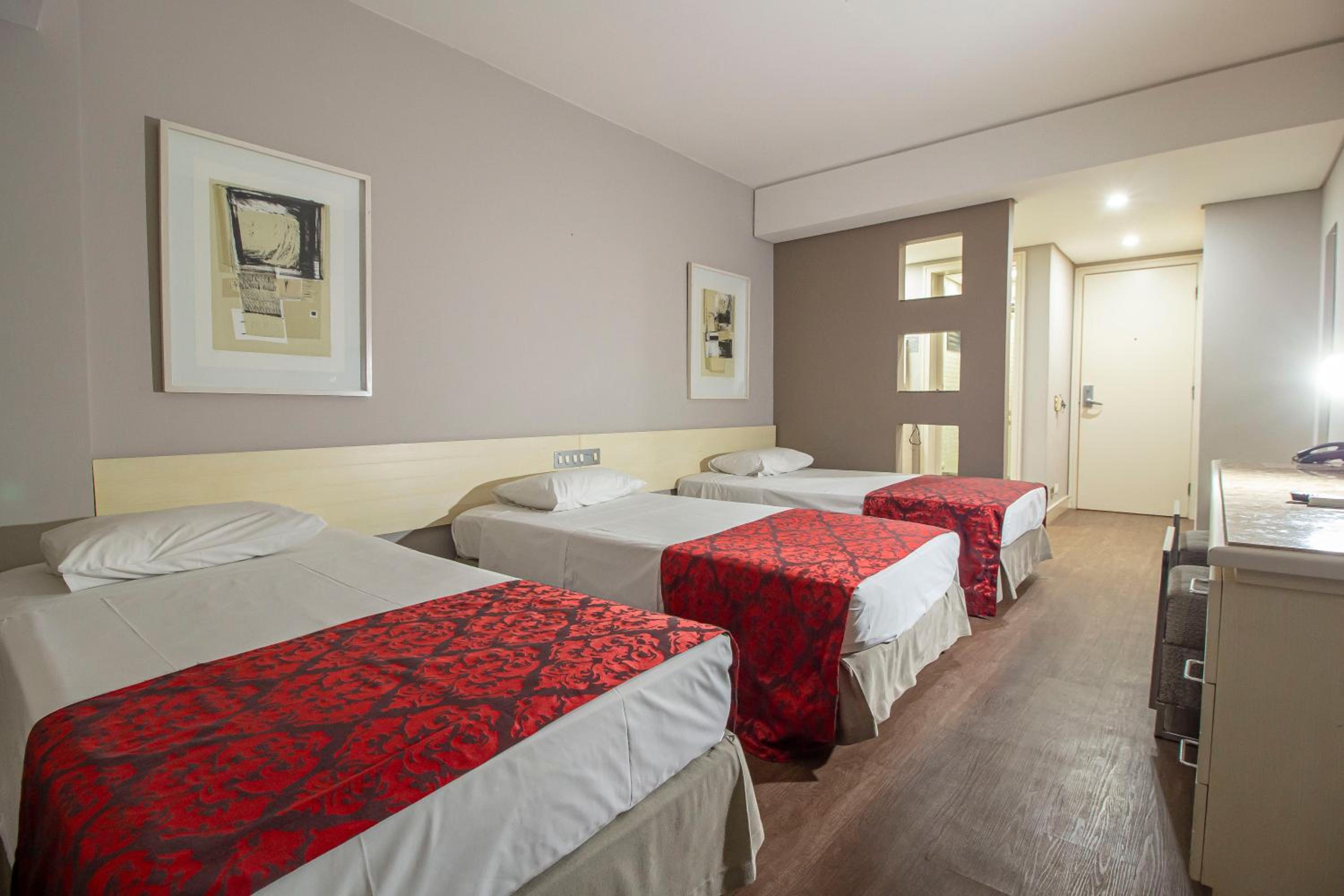 Luxury Triple Room - Photo 3