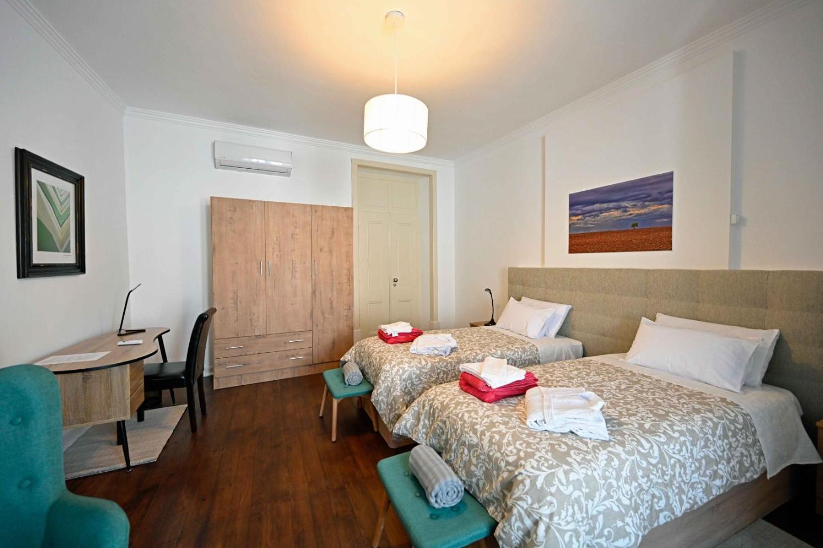 Two-Bedroom Apartment - Photo 2