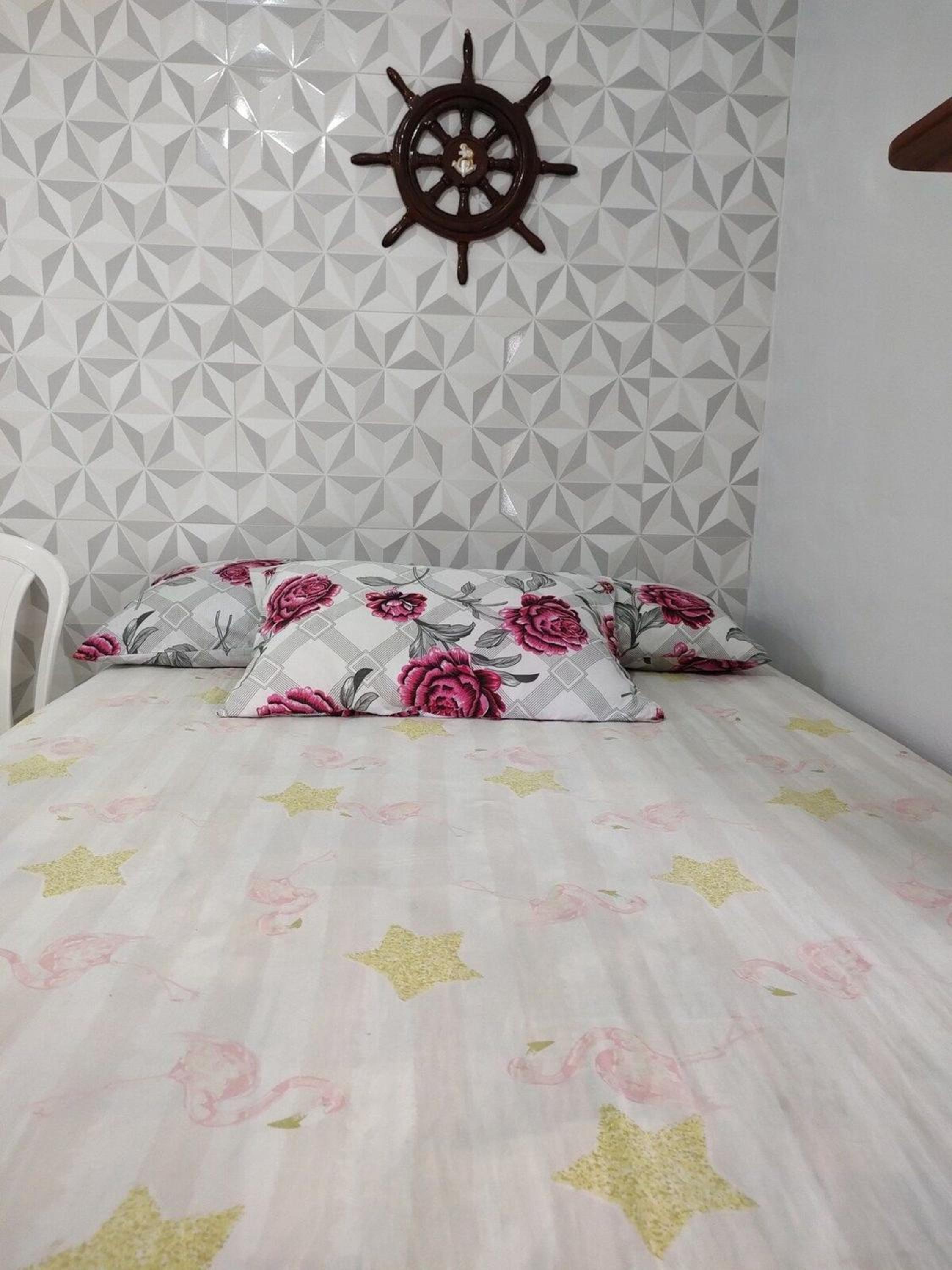 One-Bedroom Apartment - Photo 23