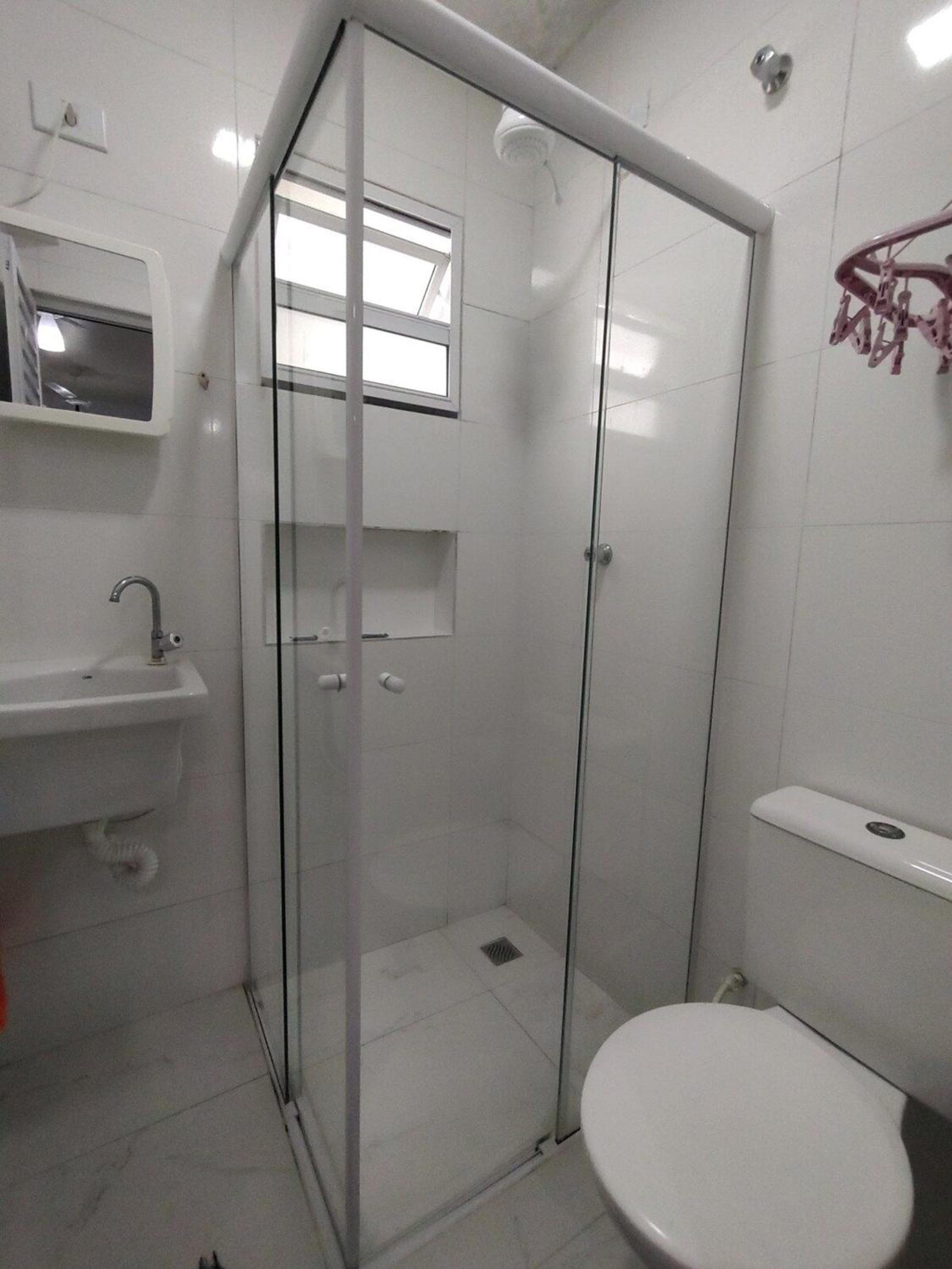One-Bedroom Apartment - Photo 18