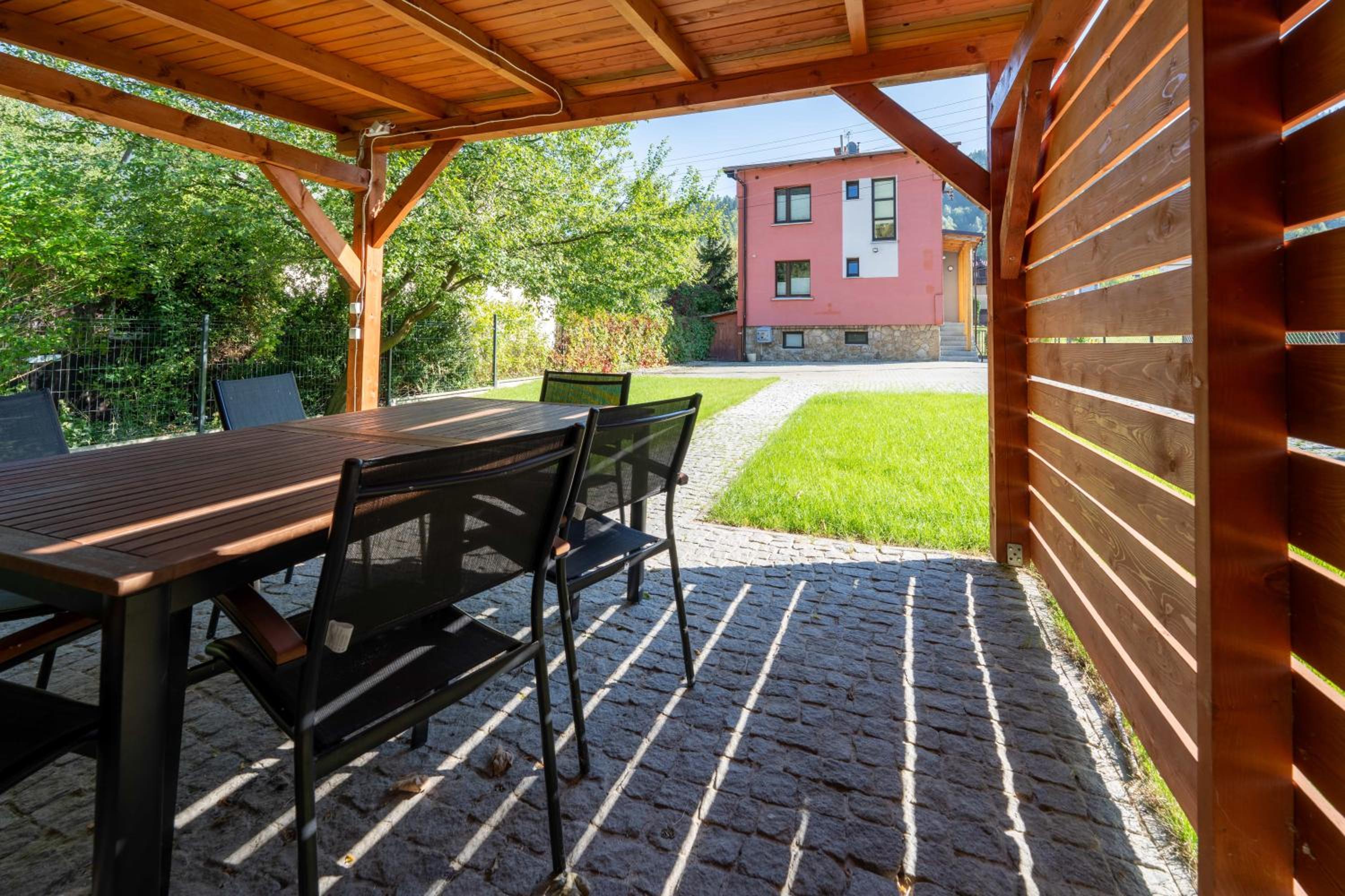 Three-Bedroom House - Photo 31
