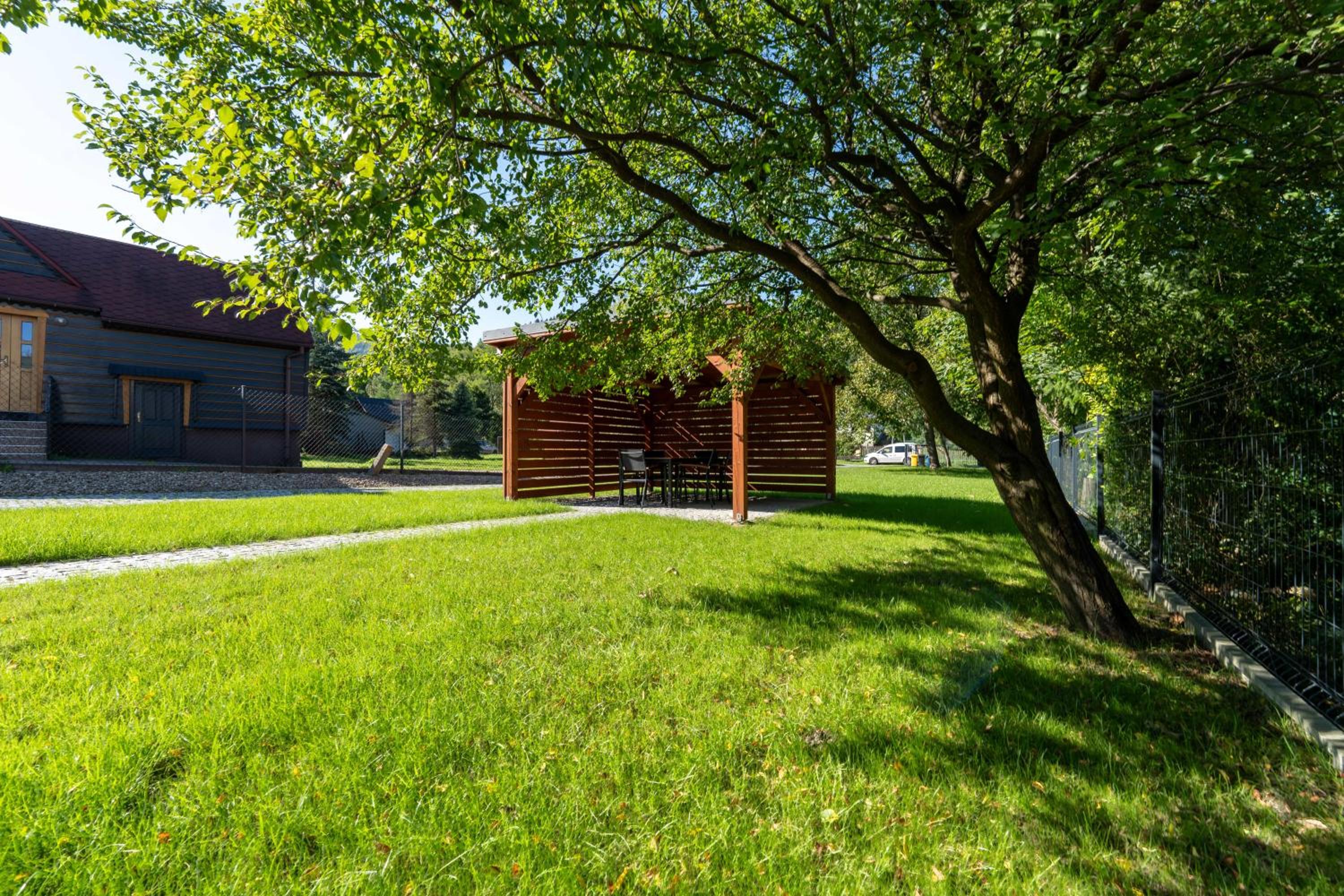 Three-Bedroom House - Photo 35