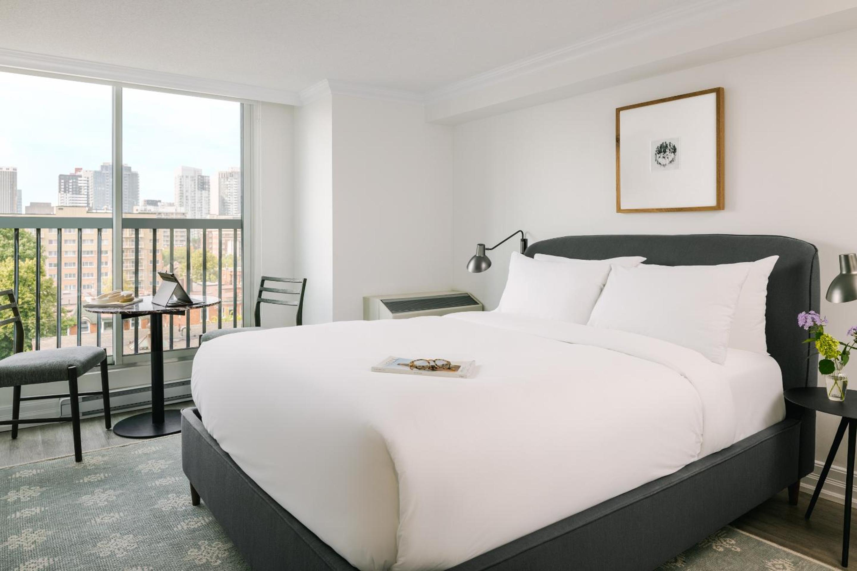 Studio Apartment With Queen Bed photo 1