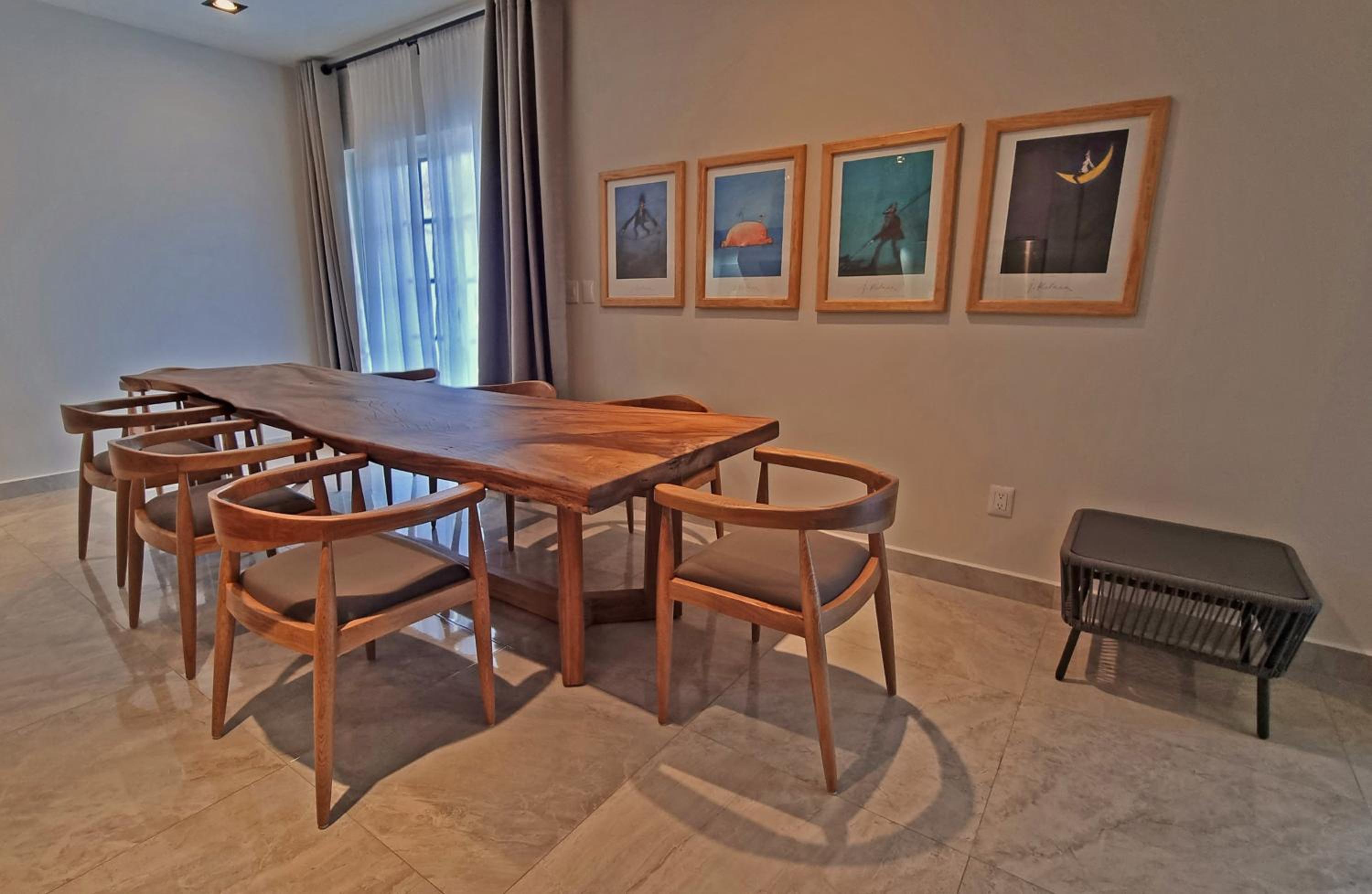 One-Bedroom Apartment photo 3