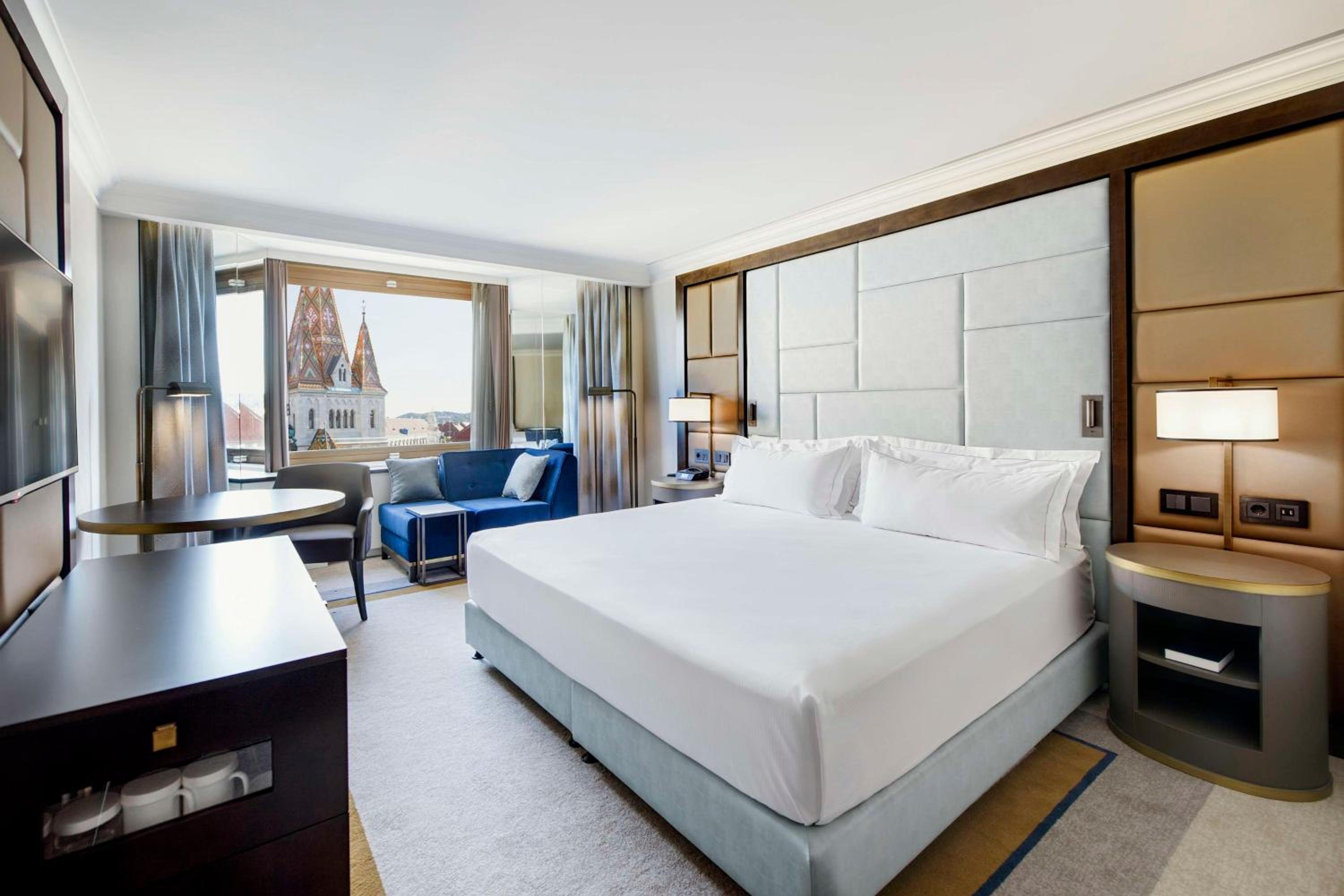 Executive King Room - Lounge Access - Photo 2