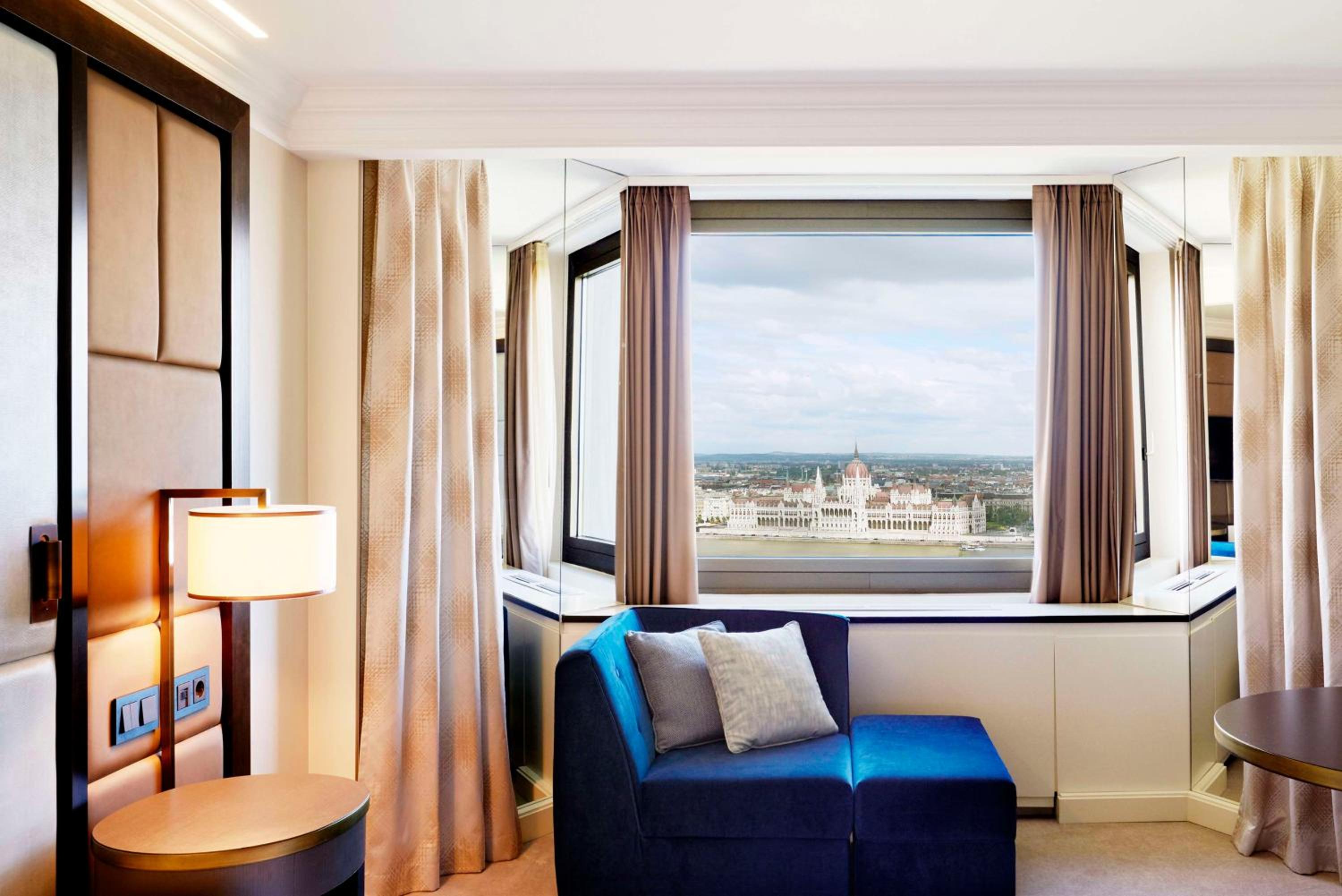 Superior King Room - Danube Room - Photo 3