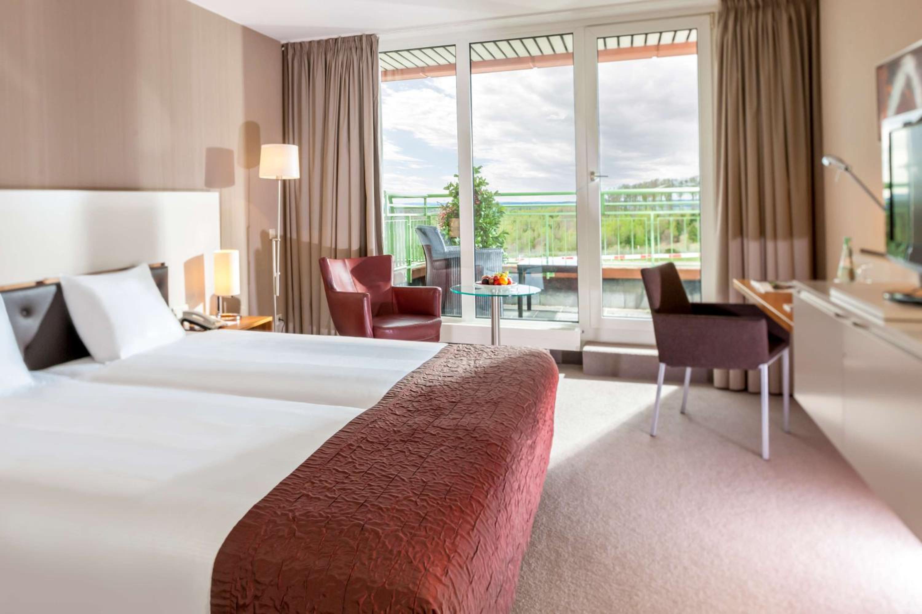 Junior Suite with View to Grand-Prix Track photo 1