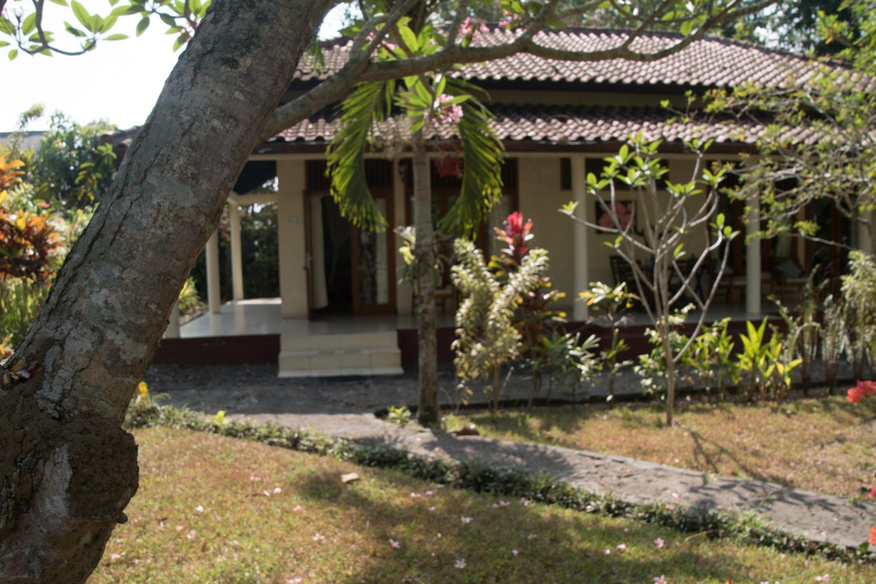 Double Room with Pool View - Photo 17