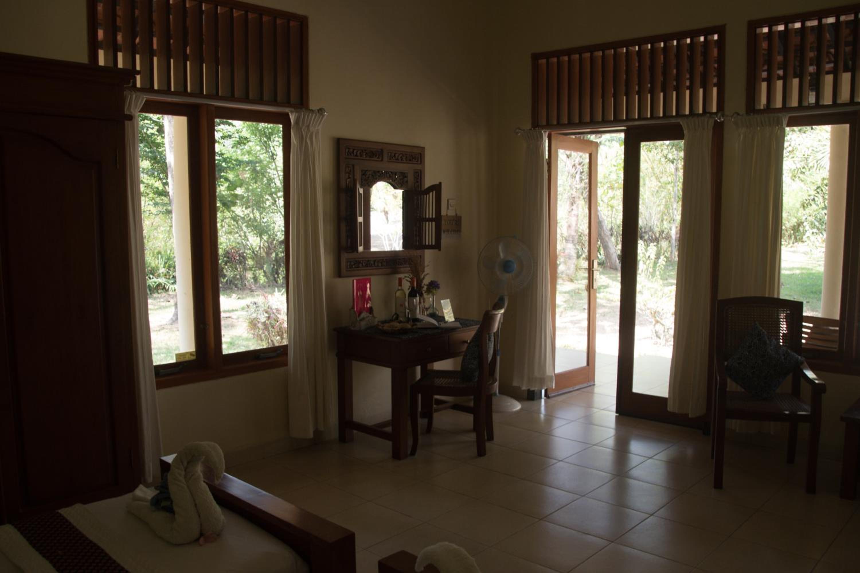 Twin Room with Garden View - Photo 9