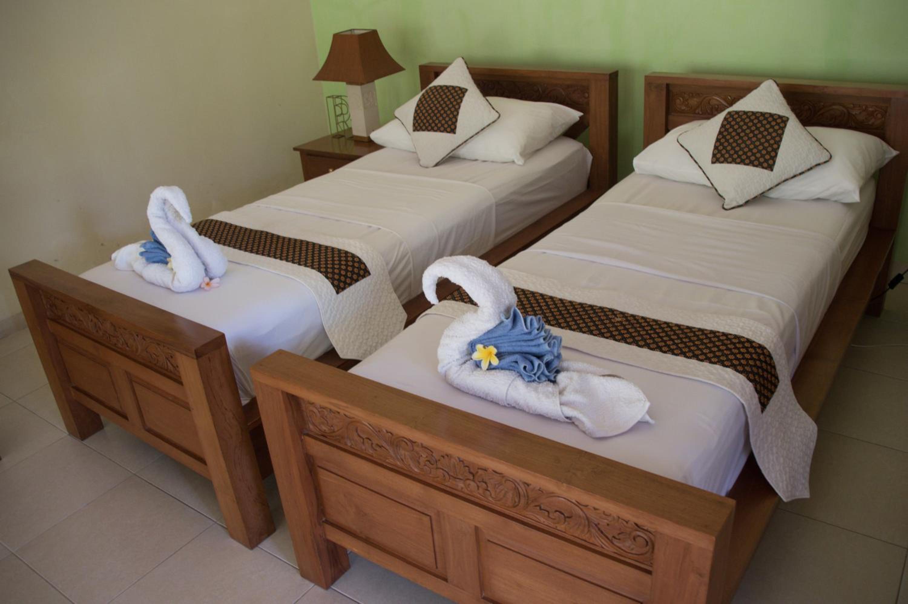 Twin Room with Garden View - Photo 3
