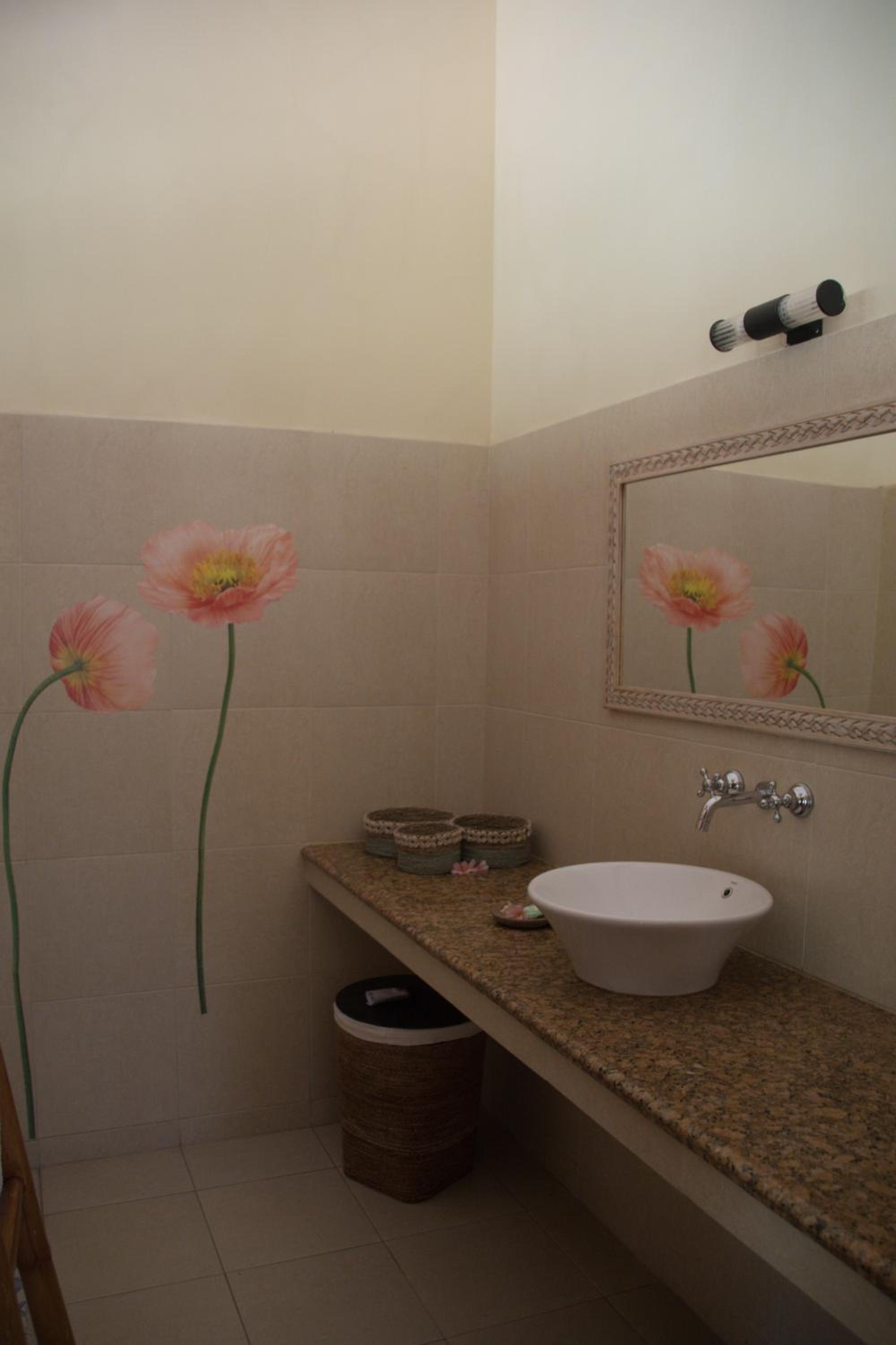 Twin Room with Garden View - Photo 4