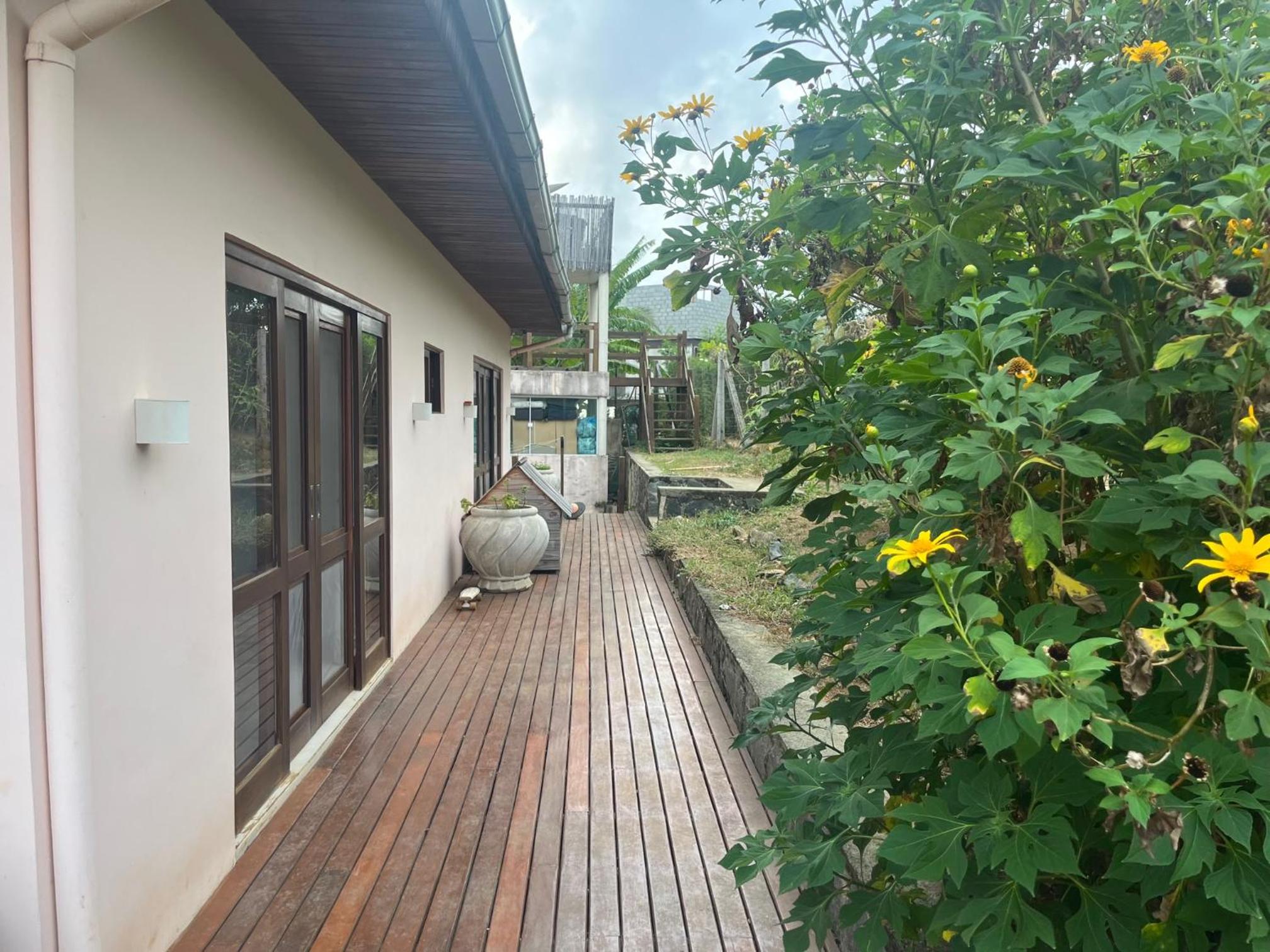Premium Quadruple Room - Photo 7