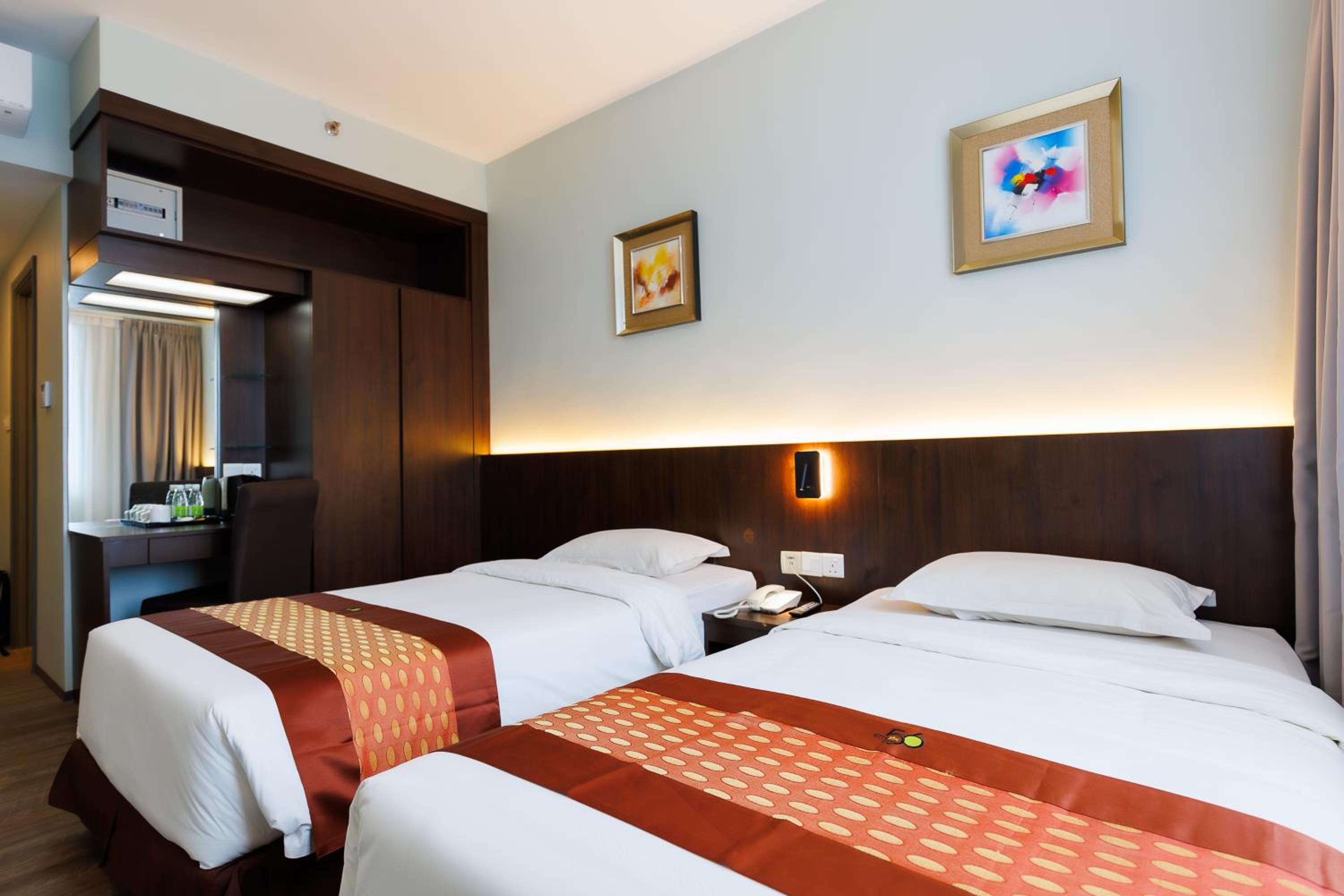 Superior Twin Room photo 2