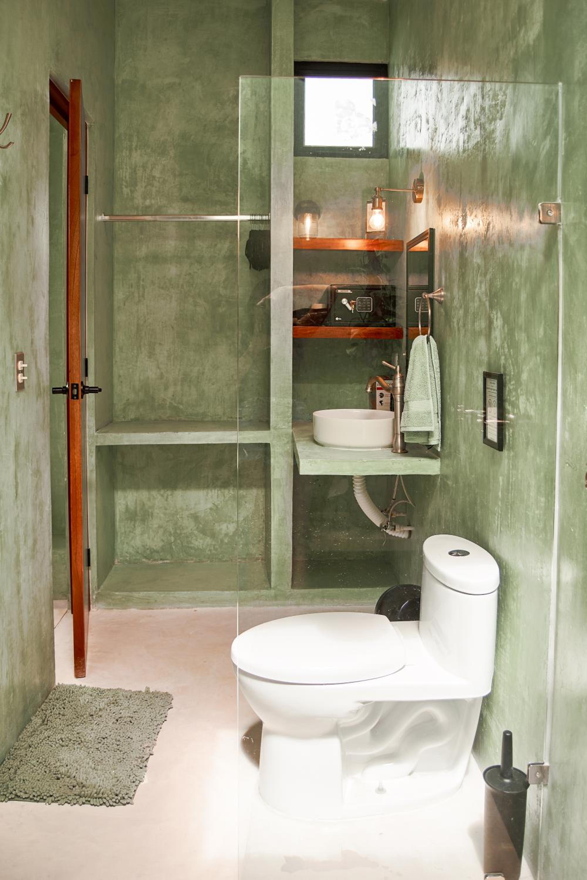 Deluxe King Room - Photo 6