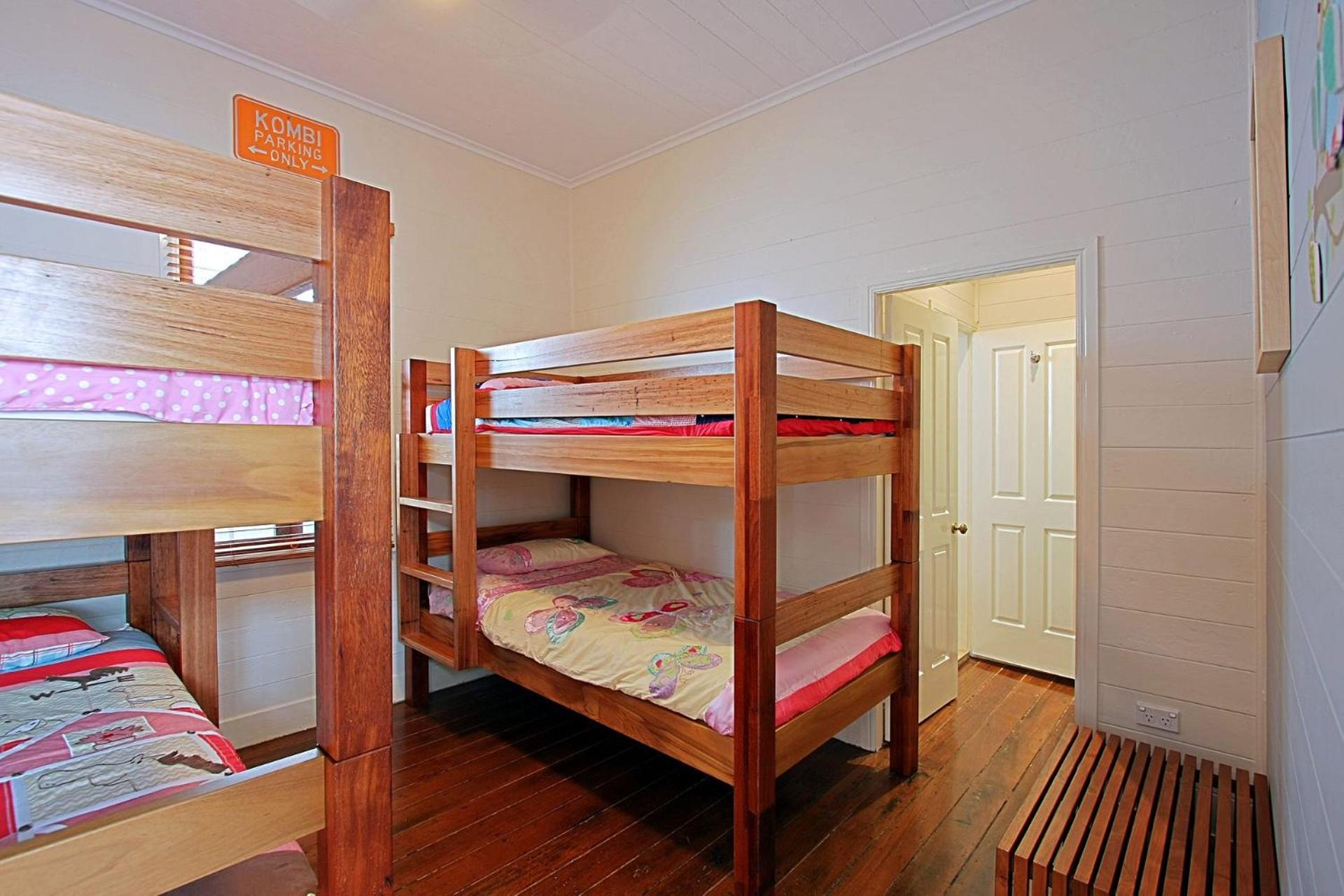 Three-Bedroom House photo 3