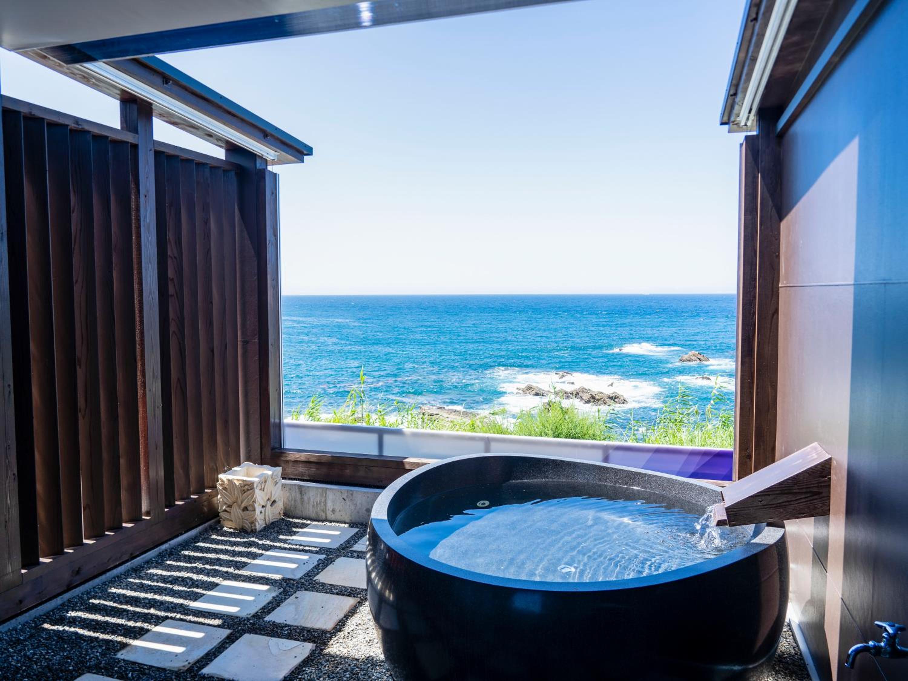 Double Room with Sea View photo 2