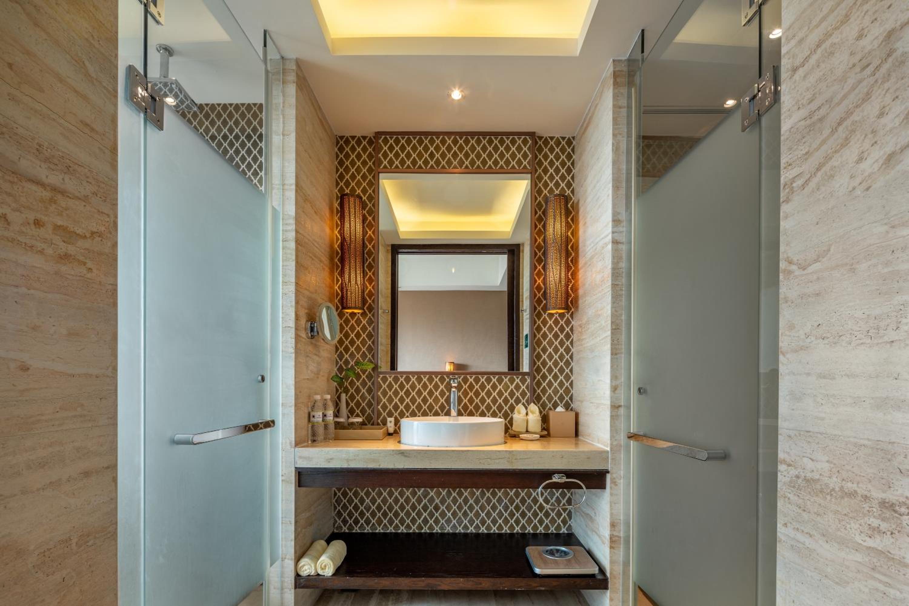 Deluxe Room with Garden View (one experience course of pulling embryo in the pottery bar+Two glasses of beers and snacks one time) photo 3