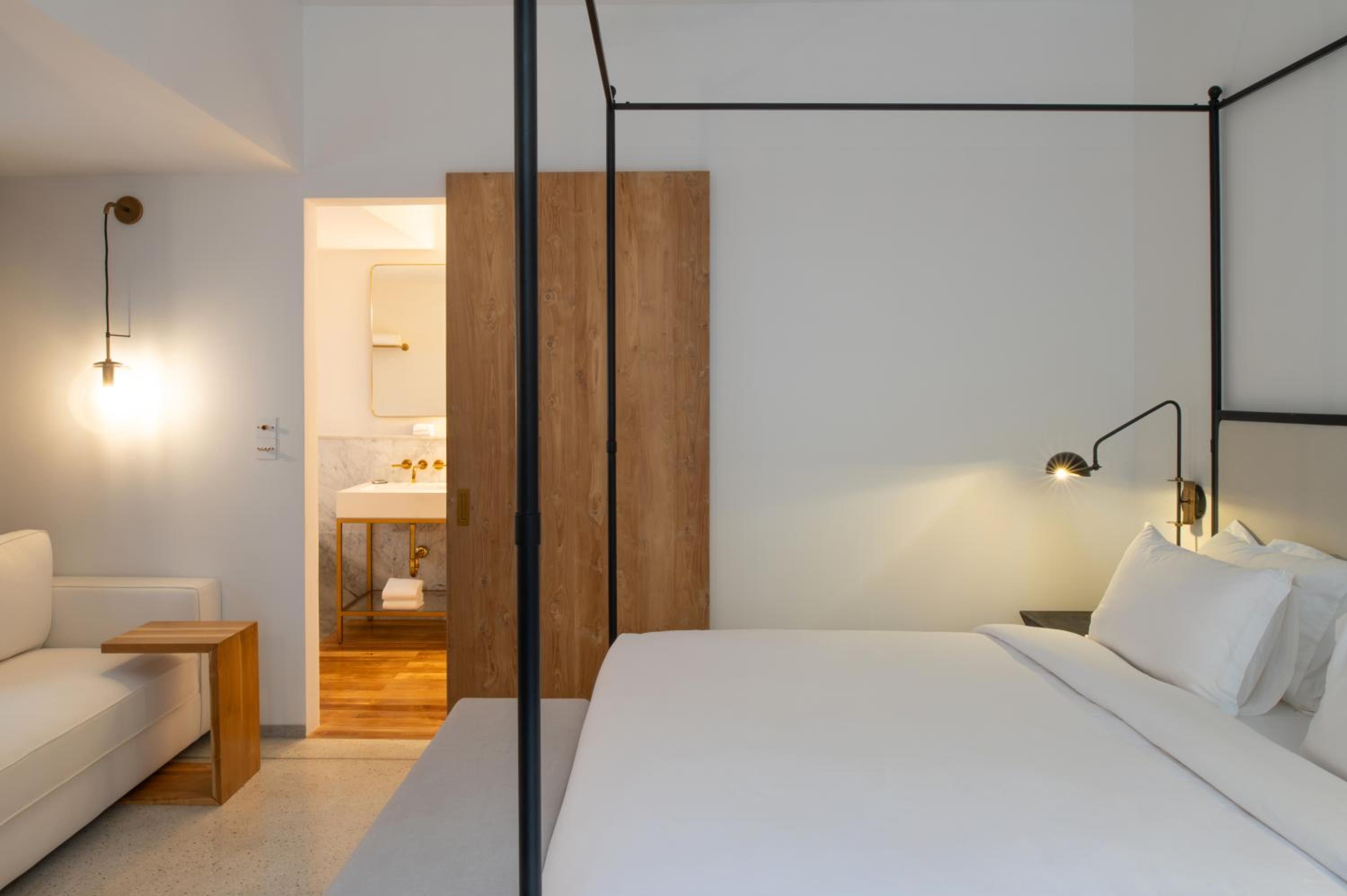 Double Room - Photo 1