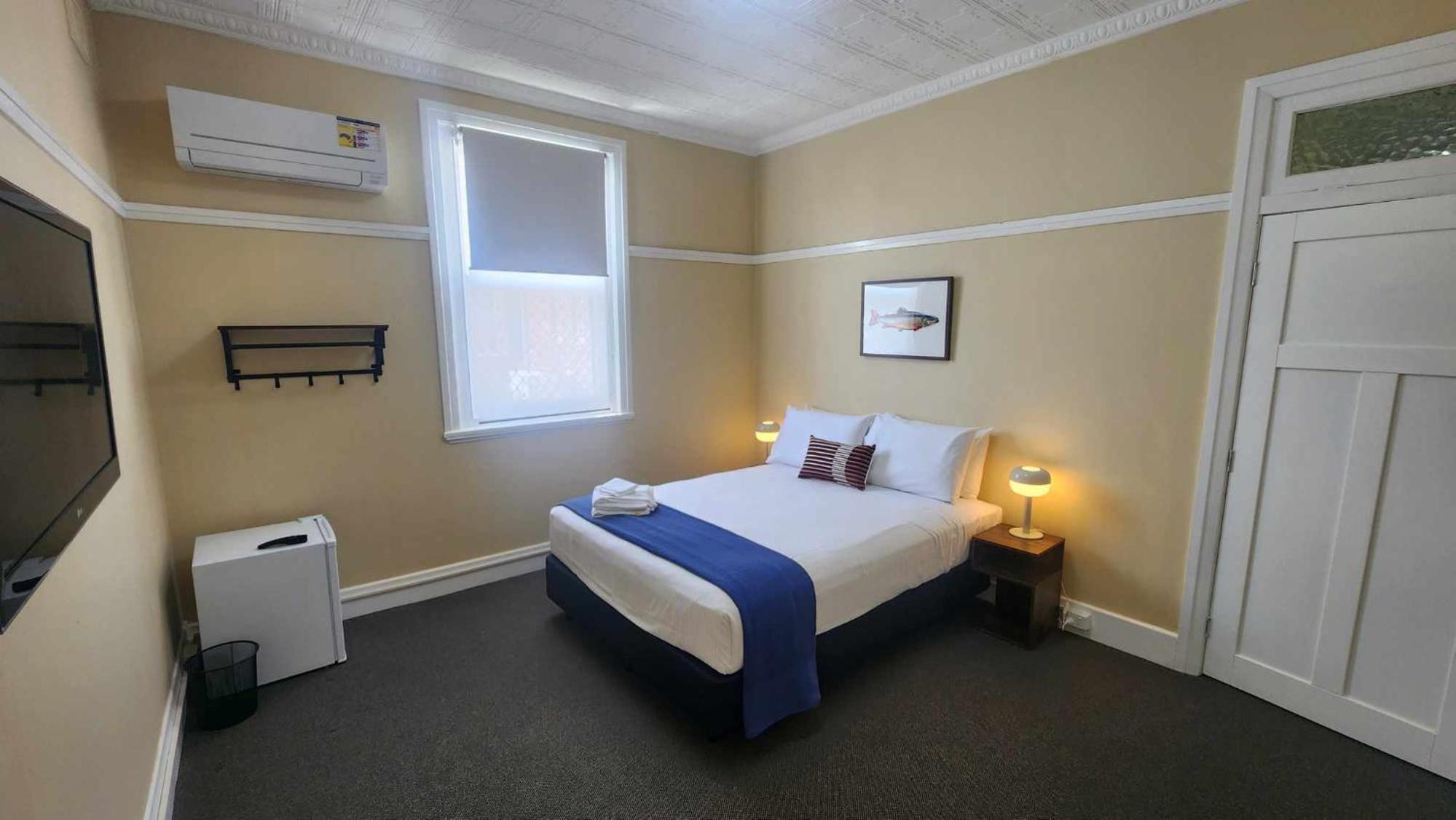 Queen Room