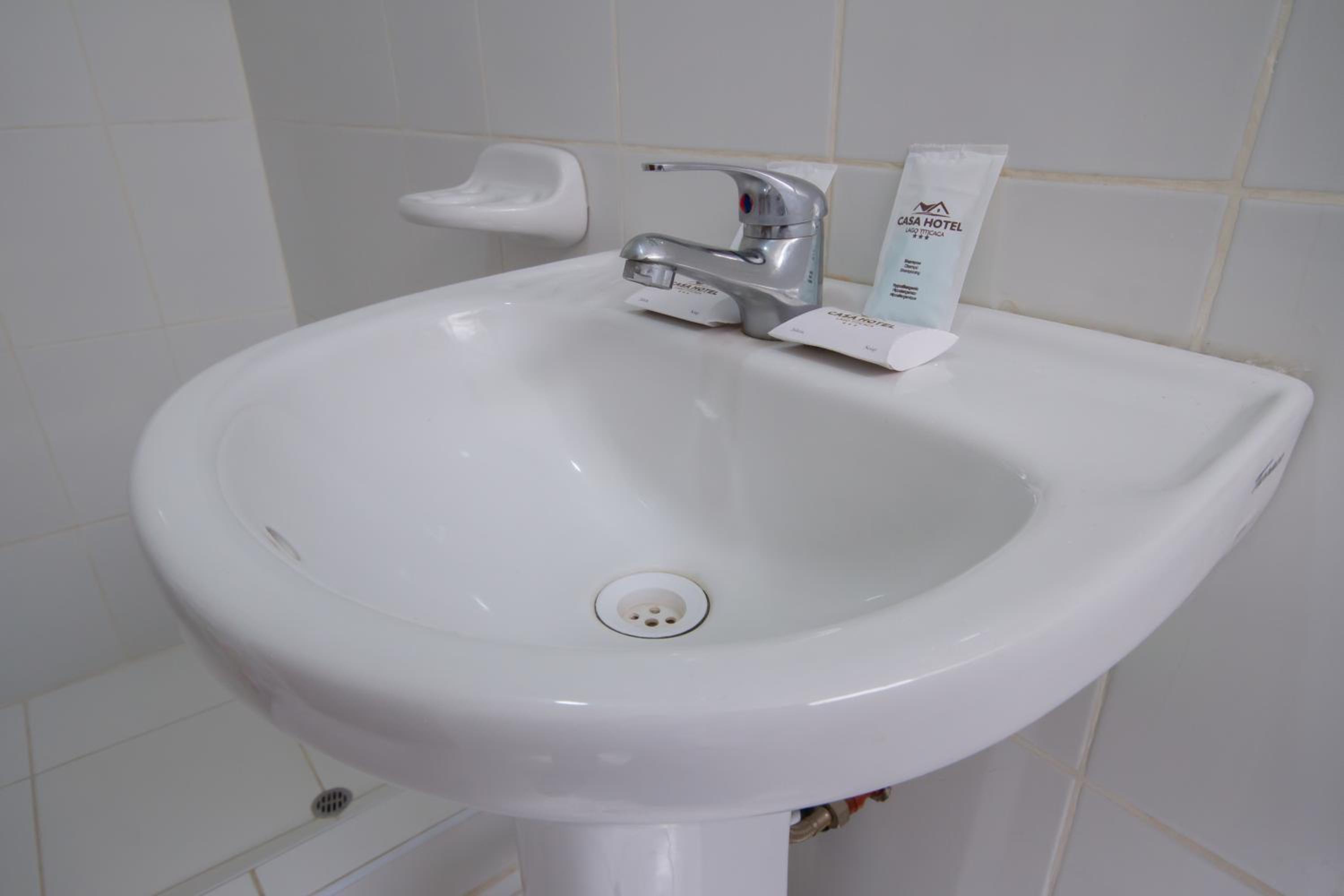 Standard Double Room - Photo 15